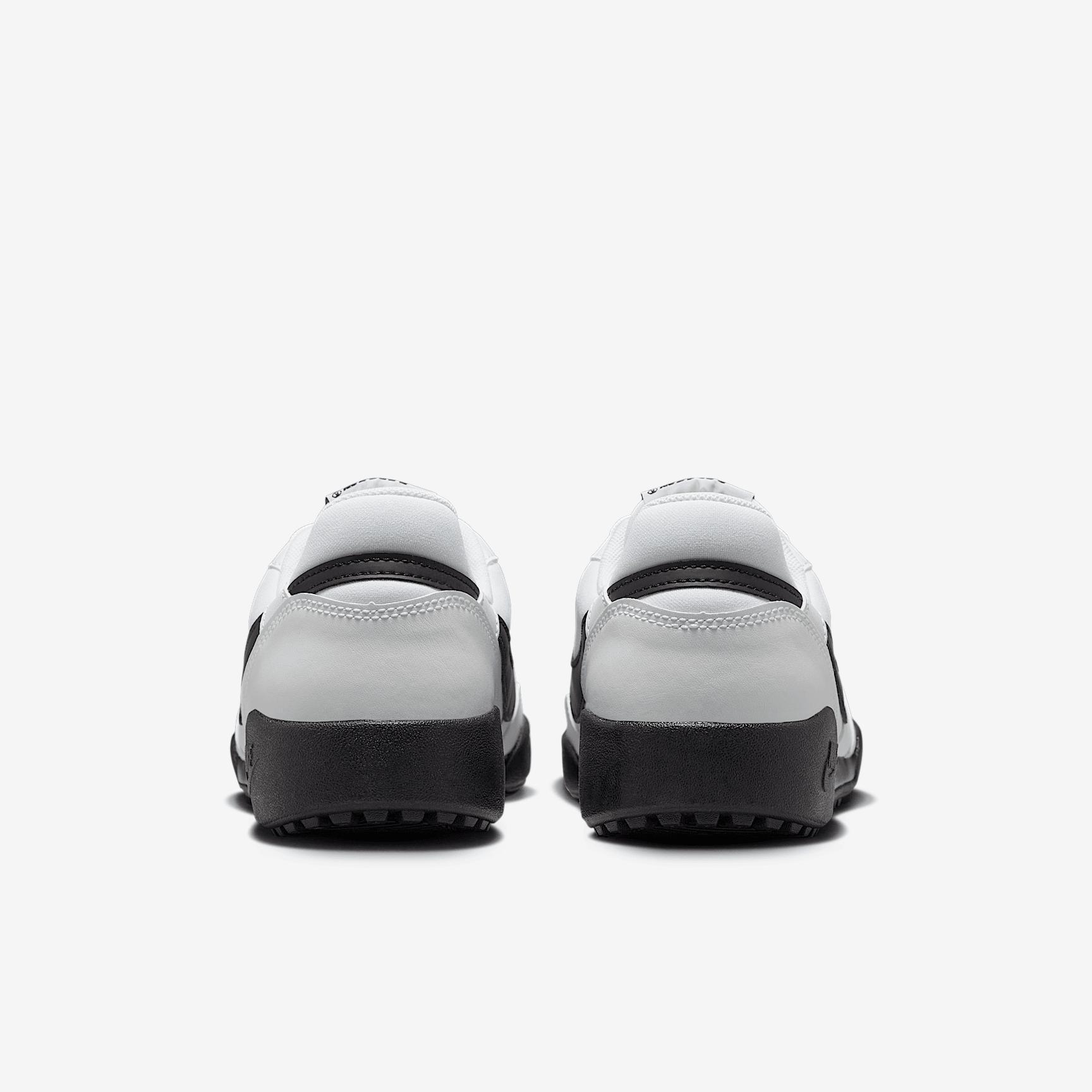 Nike Women's Terra Manta Shoes Product Image