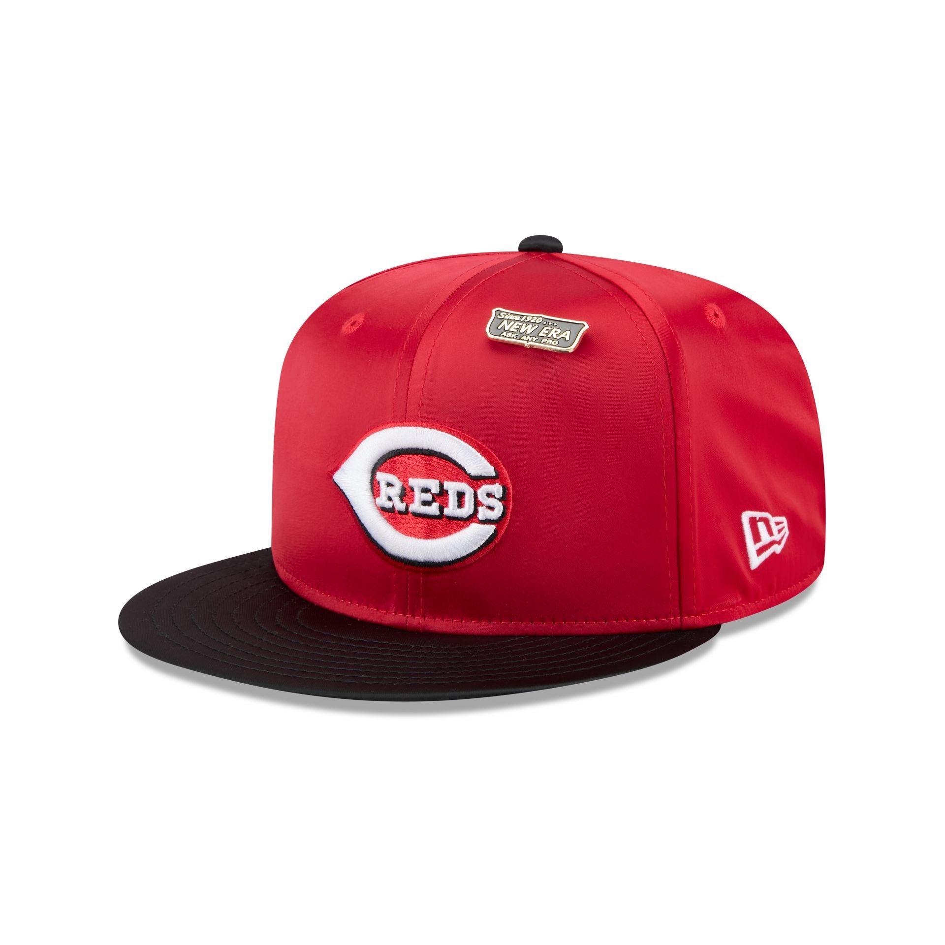 New York Knicks Black Velvet 59FIFTY Fitted Hat Male Product Image