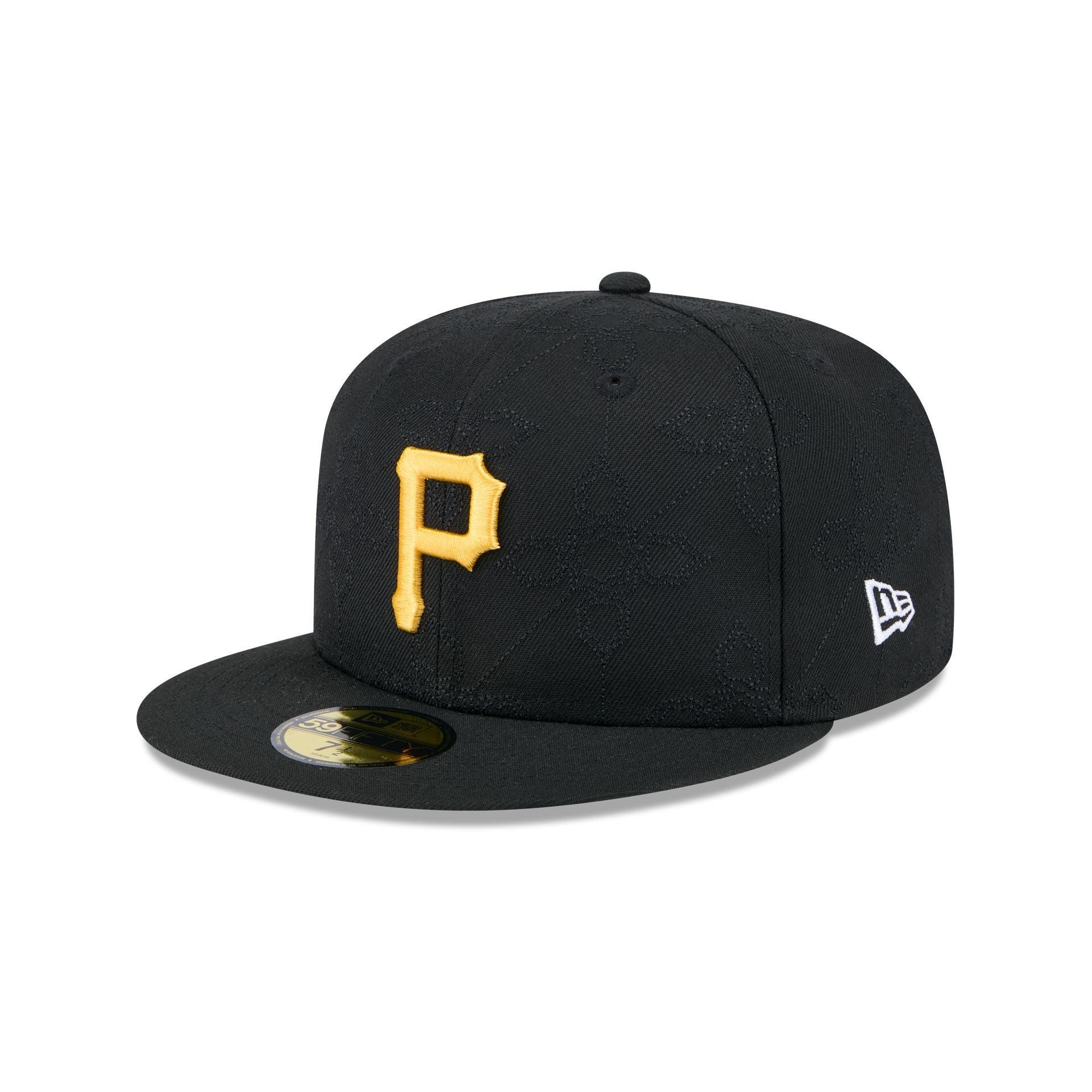 Notre Dame Fighting Irish Black on Black 59FIFTY Fitted Hat Male Product Image