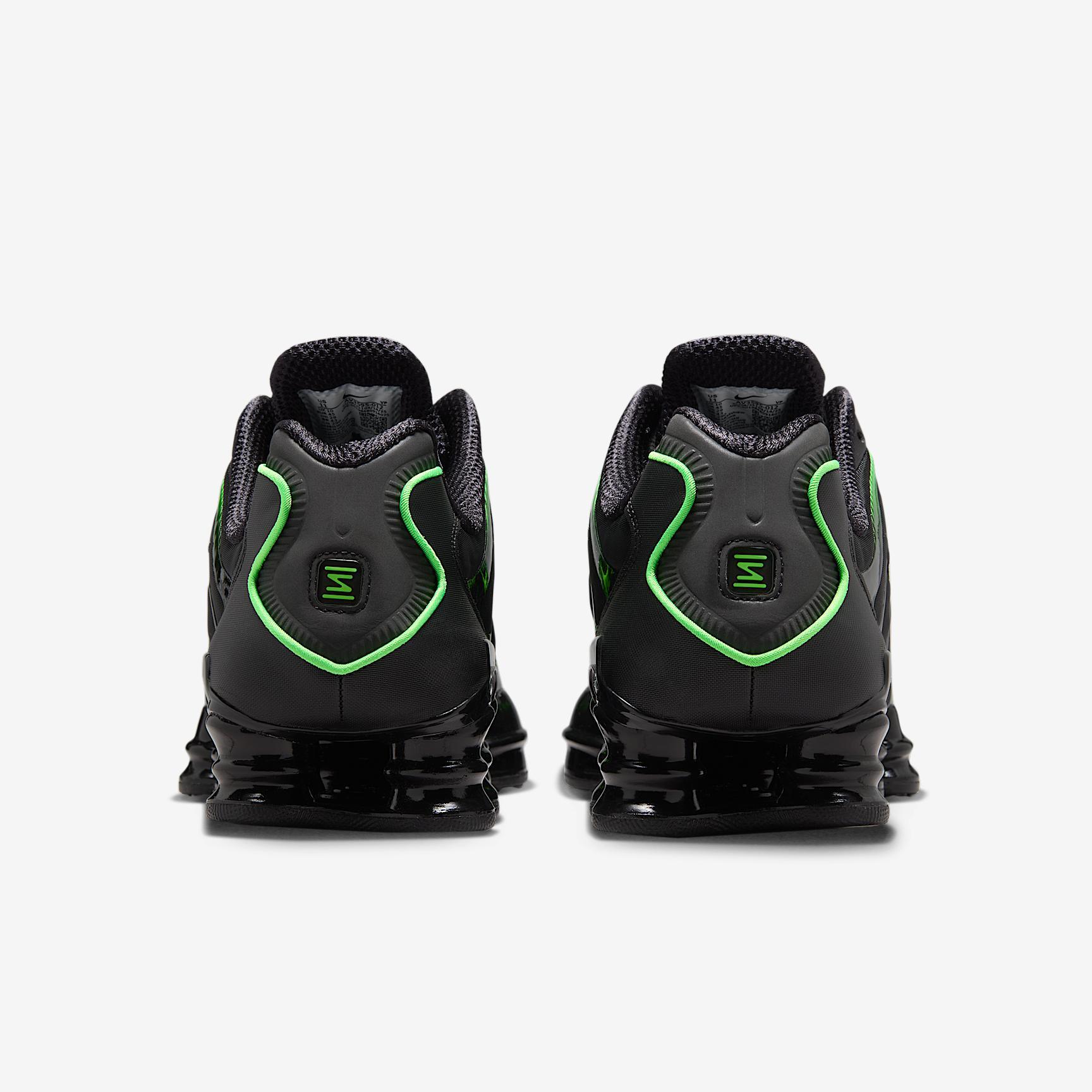 Nike Men's Shox TL Shoes Product Image