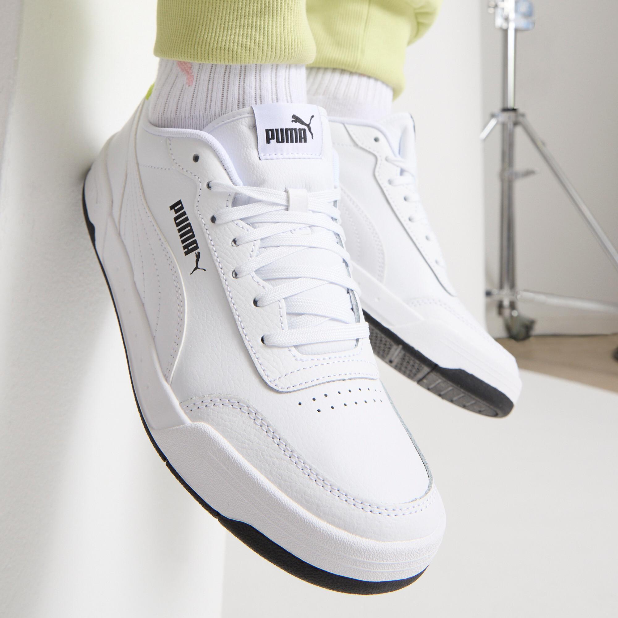 PUMA Caracal Men's Sneakers Product Image
