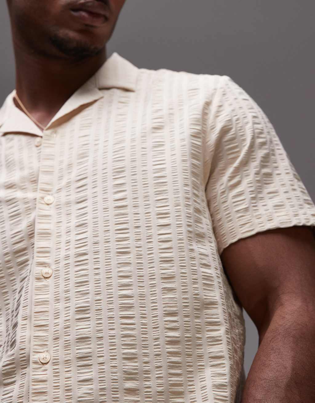 Topman short sleeve seersucker striped shirt in pink Product Image