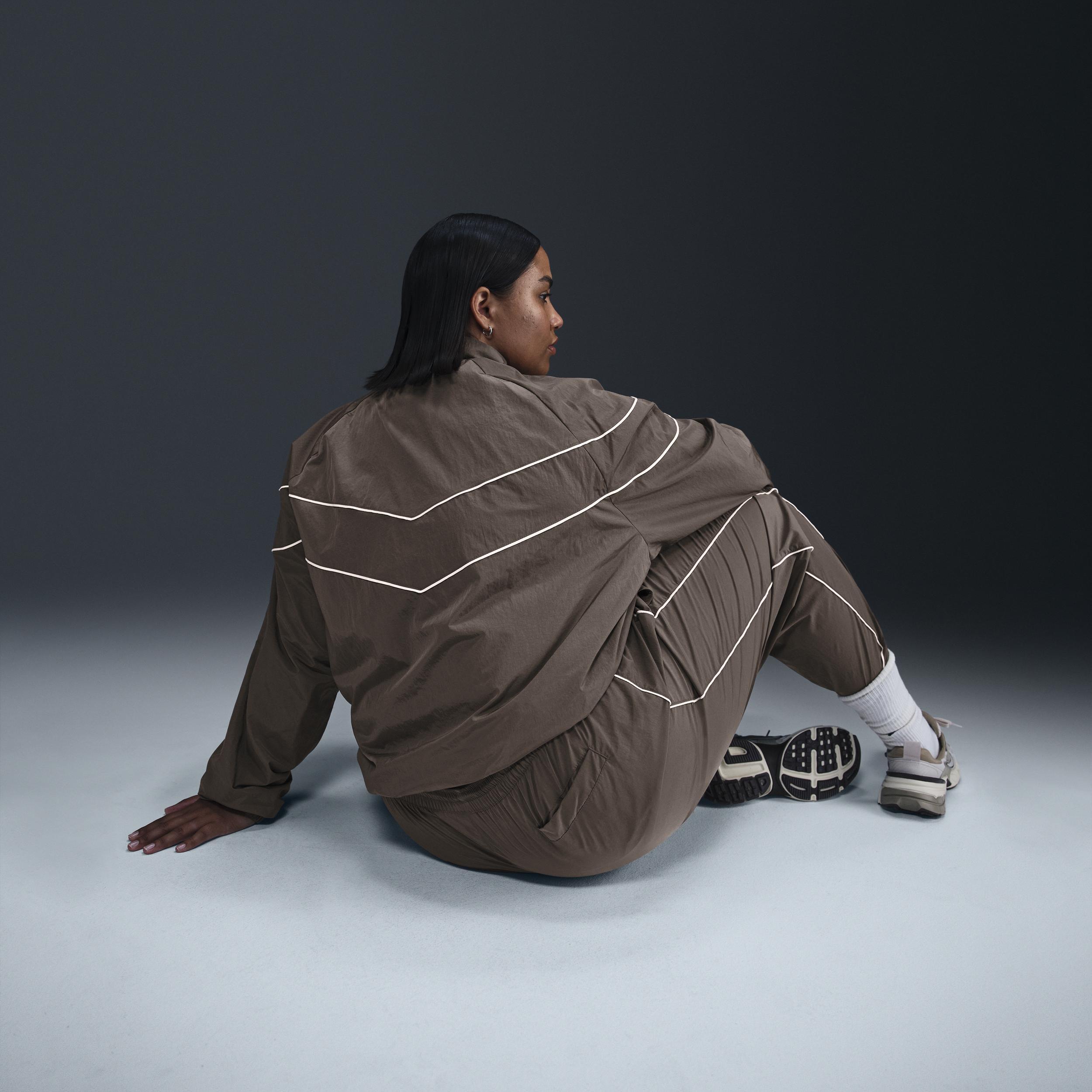 Nike Women's Windrunner Loose UV Woven Full-Zip Jacket (Plus Size) Product Image