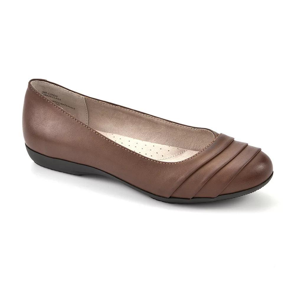 Cliffs by White Mountain Clara Women's Ballet Flats, Size: 6 Wide, Red Burnished Product Image