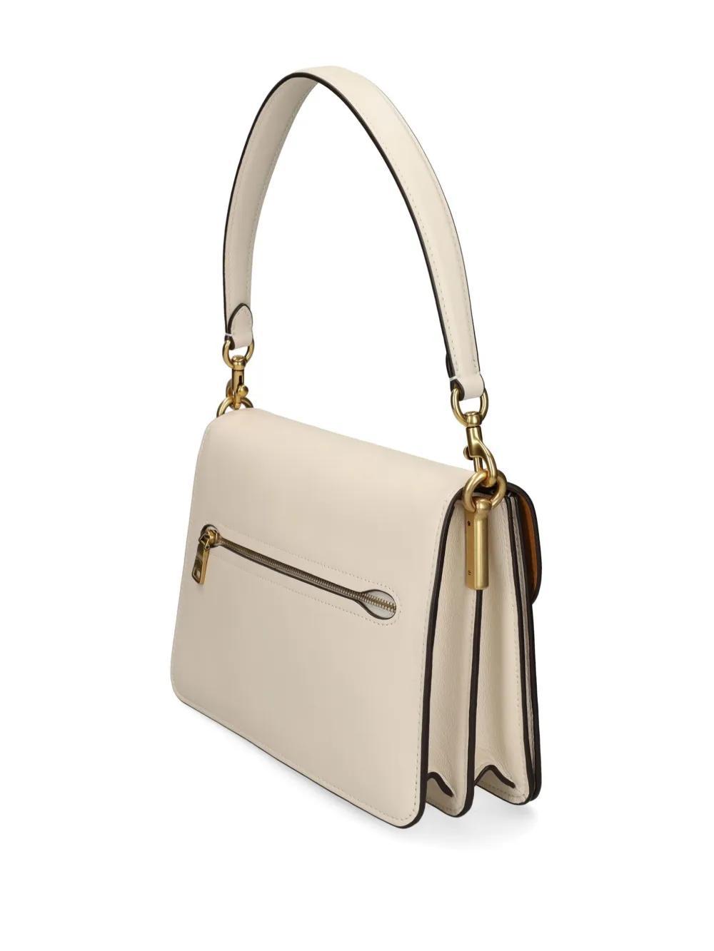 COACH Tabby Schultertasche In Nude Product Image