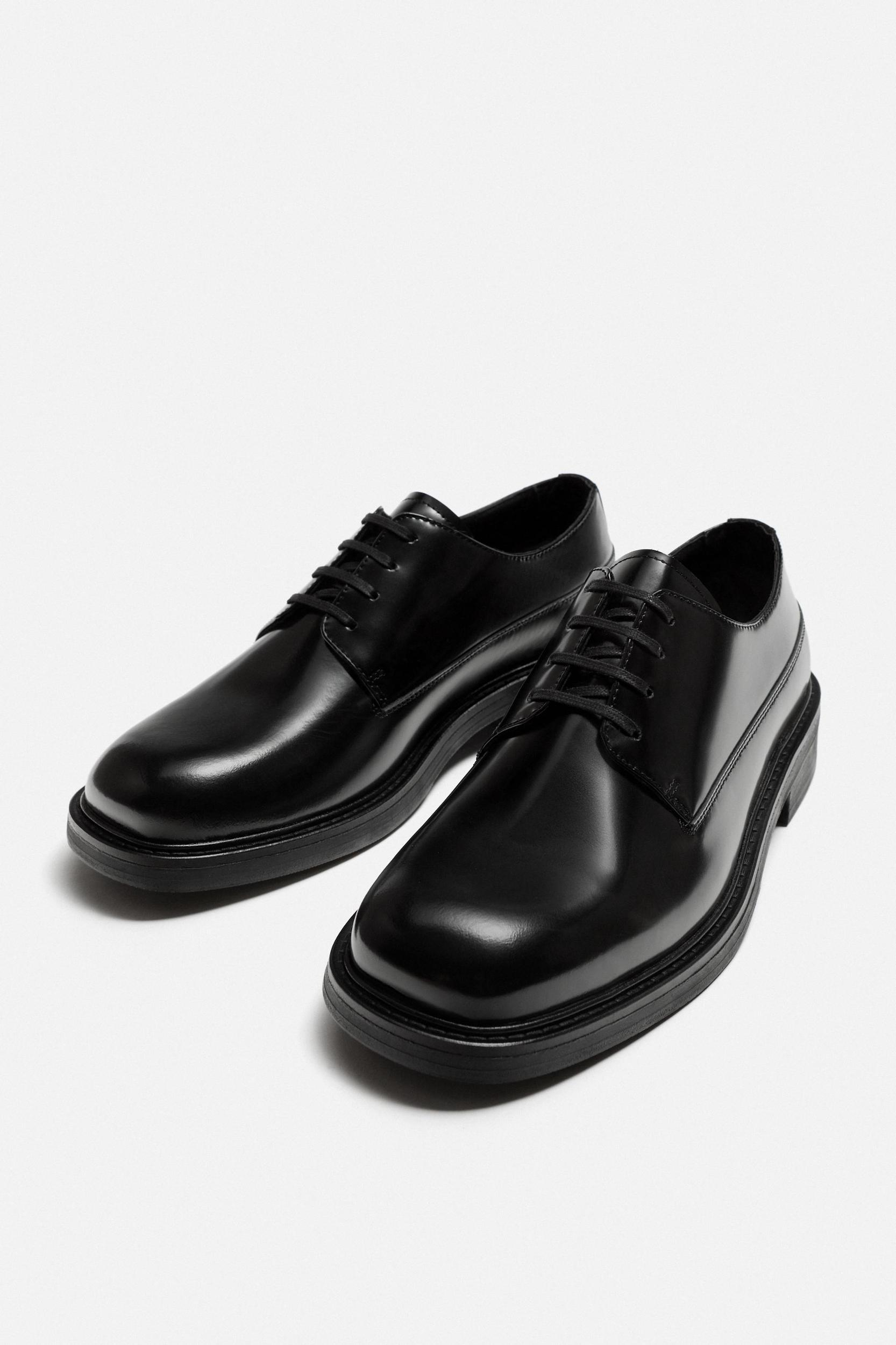 LEATHER SHOES LIMITED EDITION Product Image