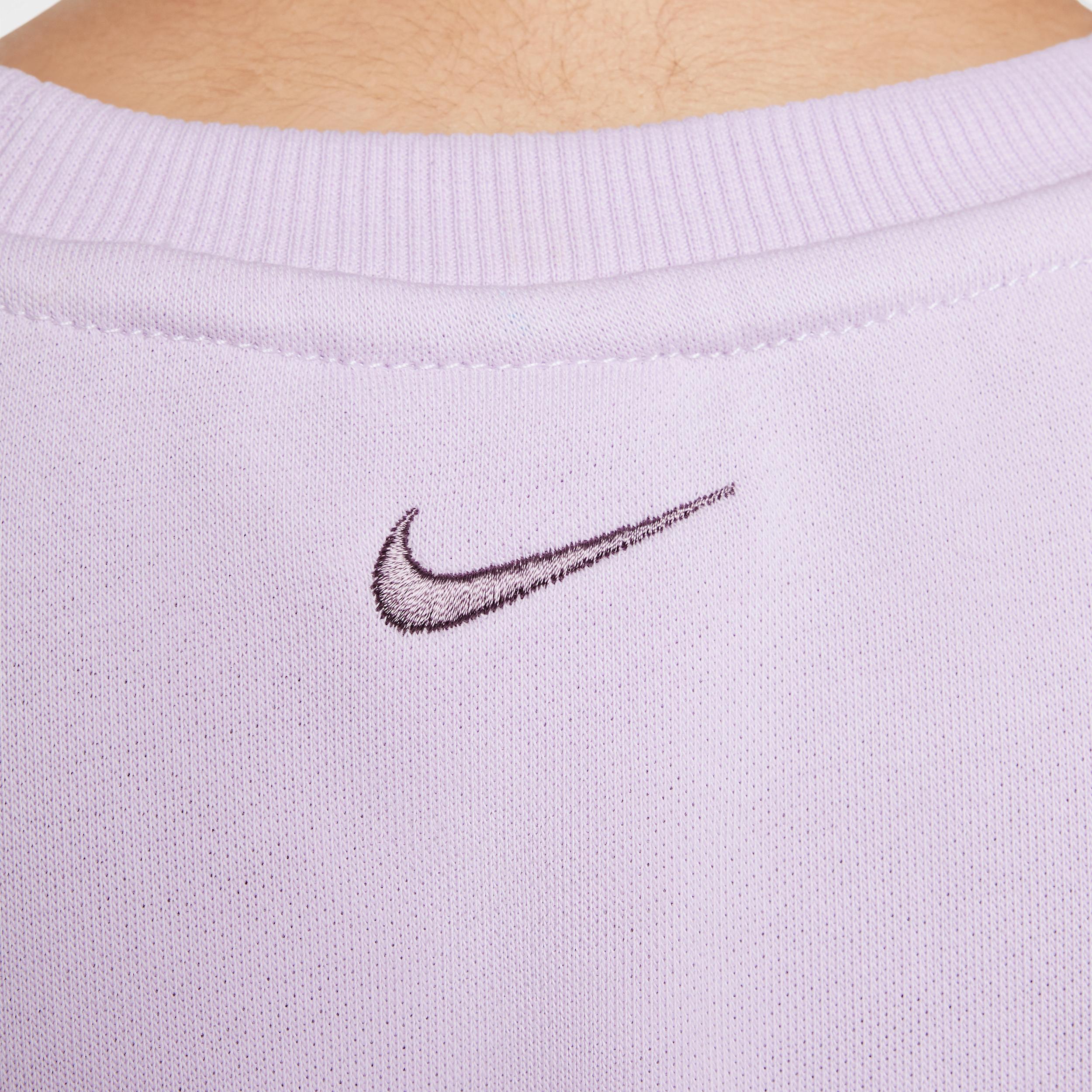 Unisex Nike Sportswear Club Girls' French Terry Crew-Neck Sweatshirt Product Image