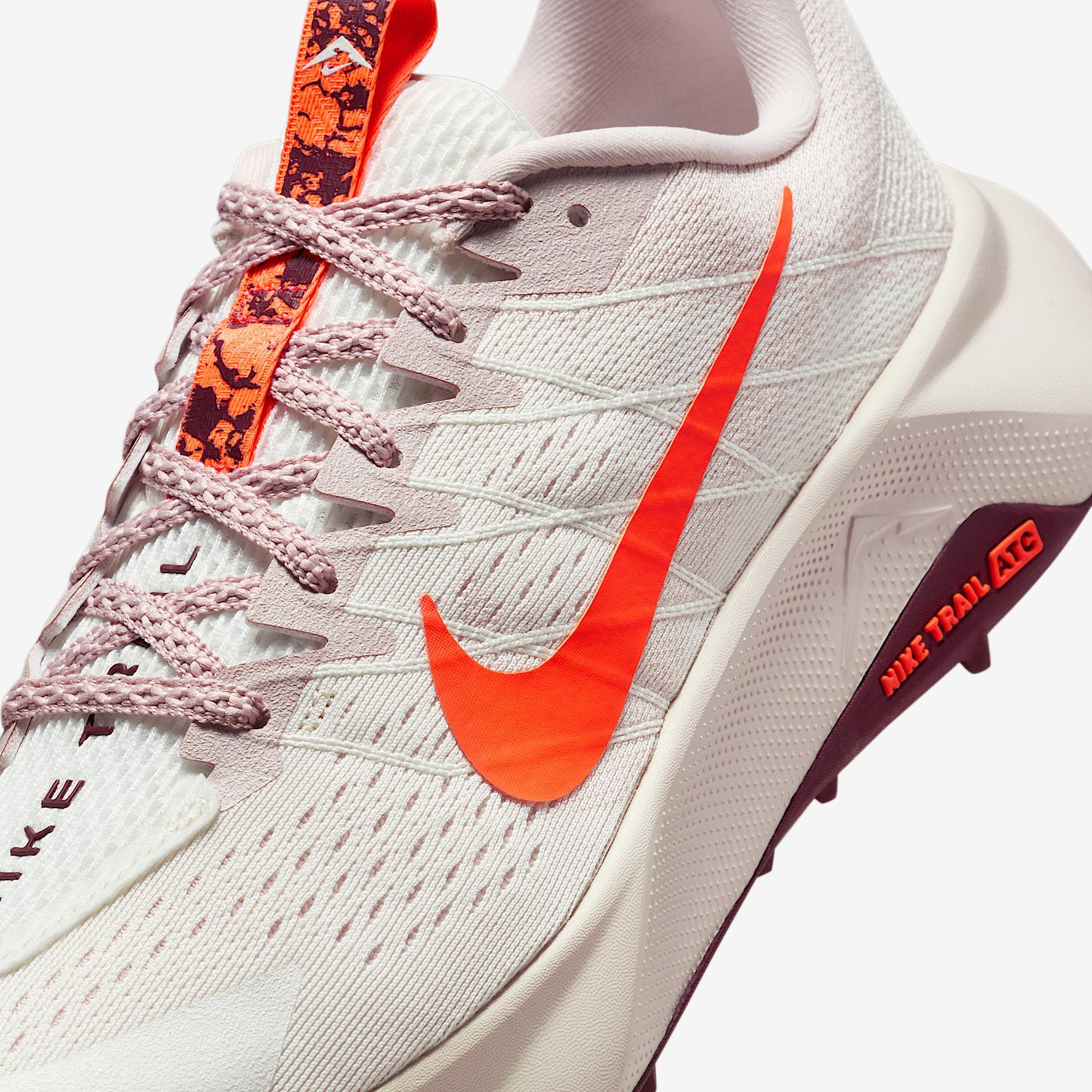 Nike Women's Wildhorse 10 Trail Running Shoes Product Image