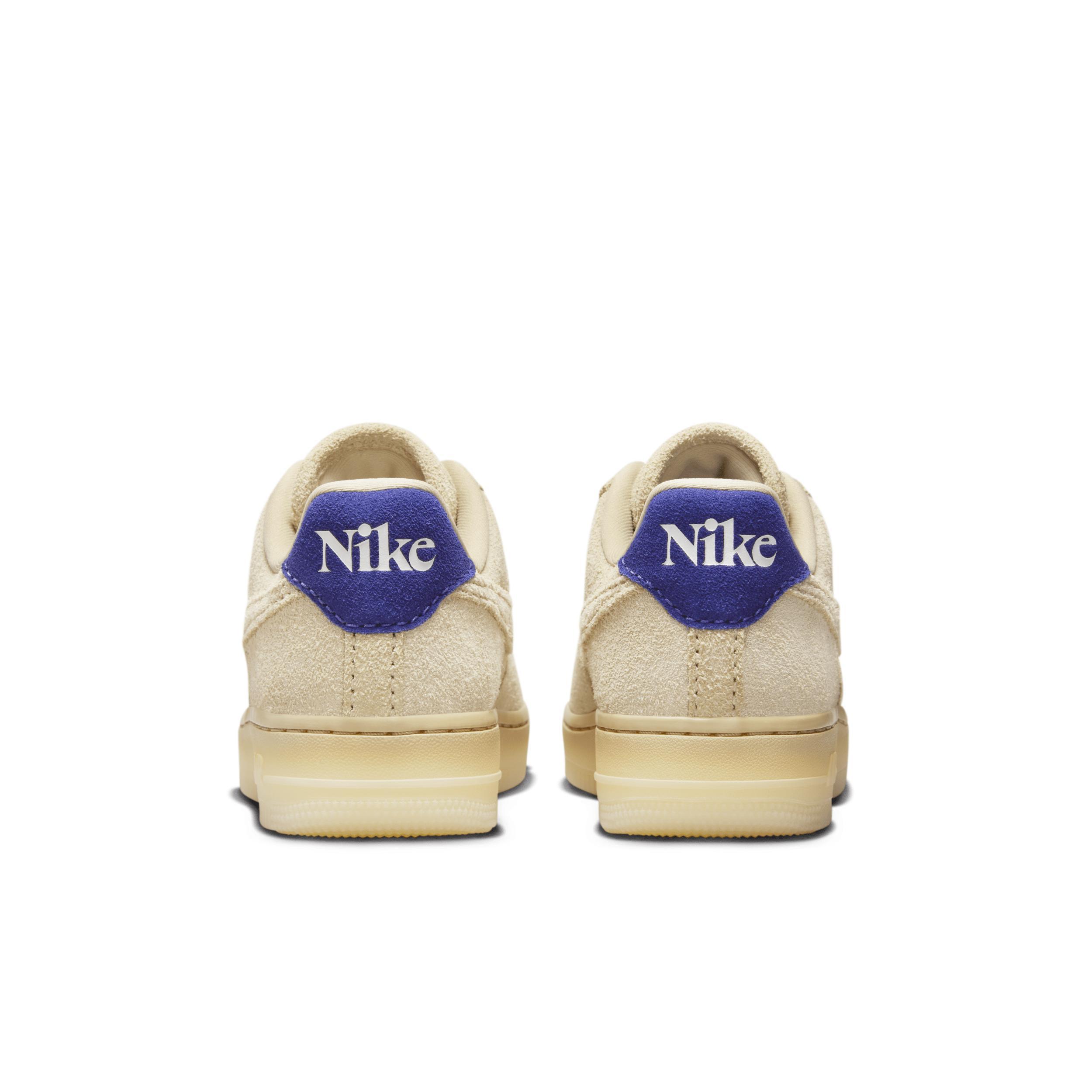 Nike Womens Air Force 1 07 LX Shoes Product Image