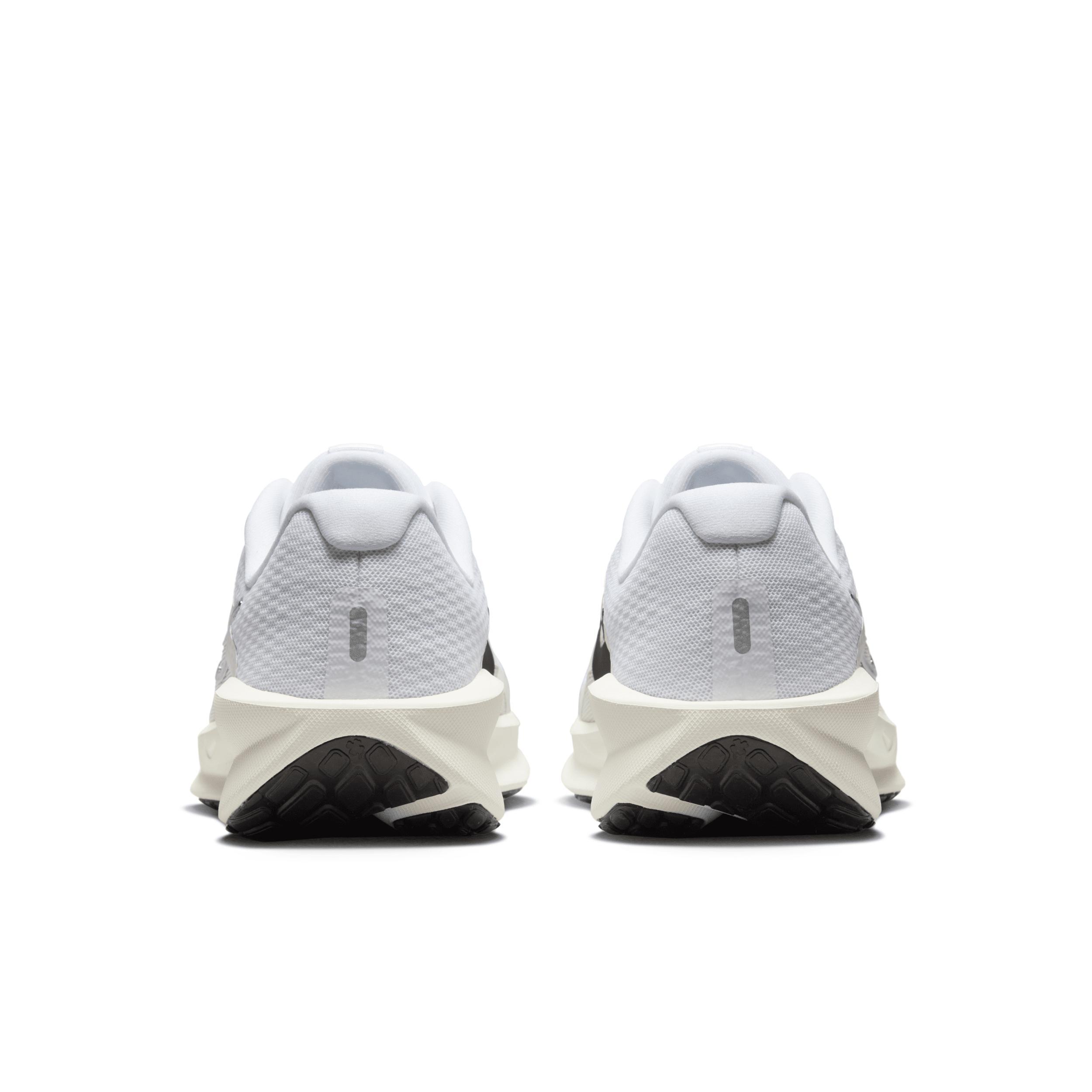 Nike Downshifter 13 Women's Road Running Shoes (Extra Wide) Product Image