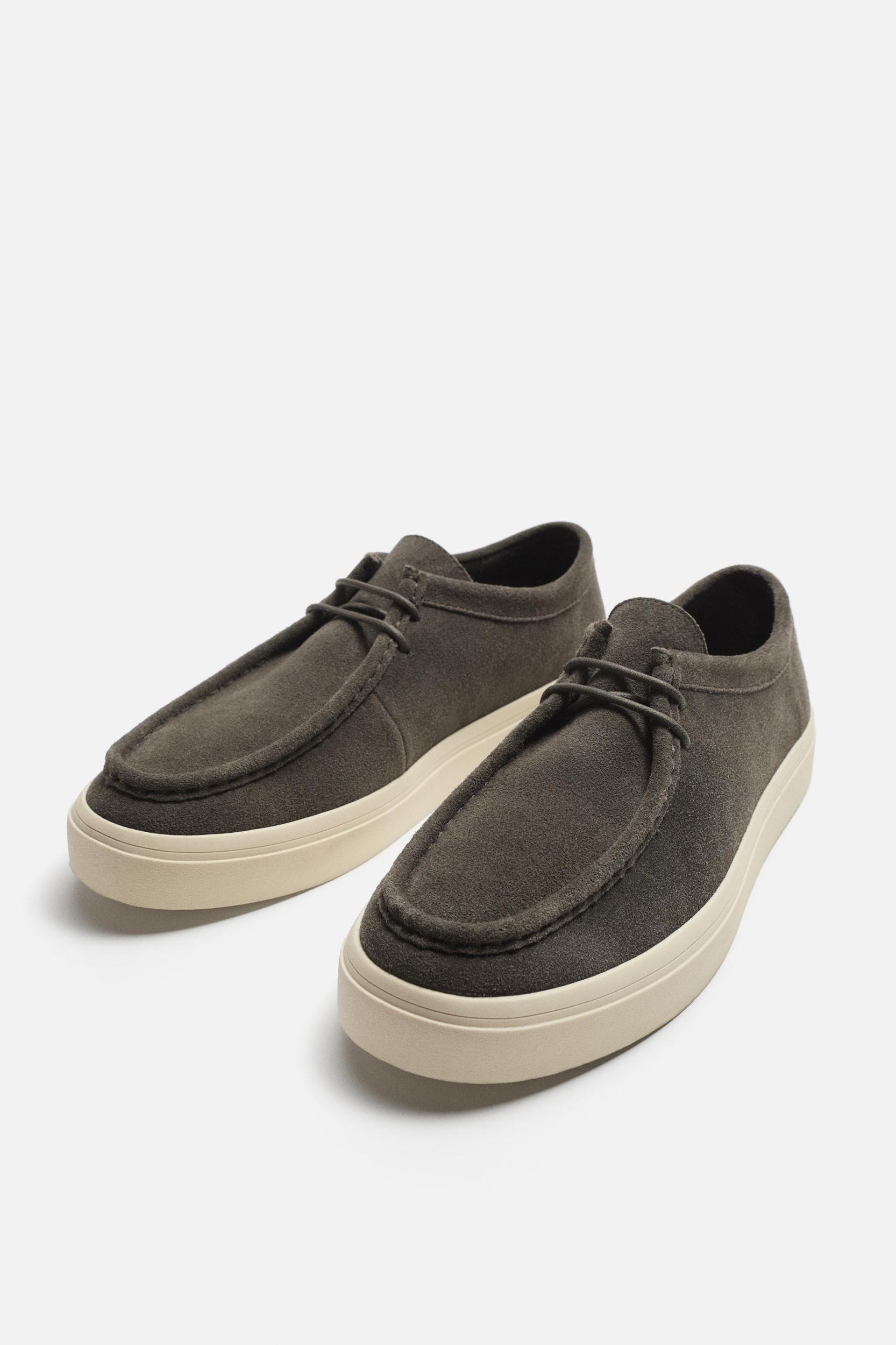 CASUAL LEATHER SHOES Product Image