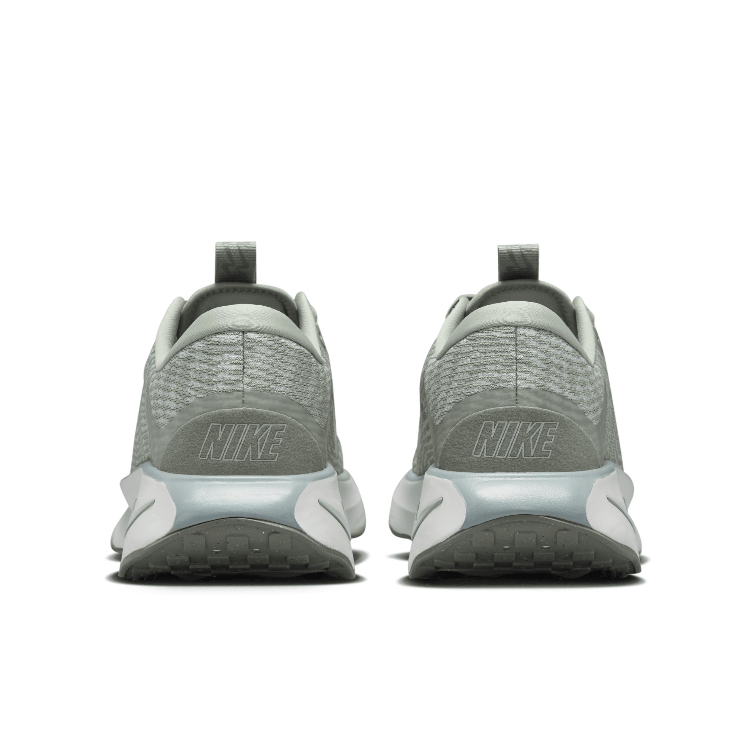 Nike Motiva Men's Walking Shoes Product Image