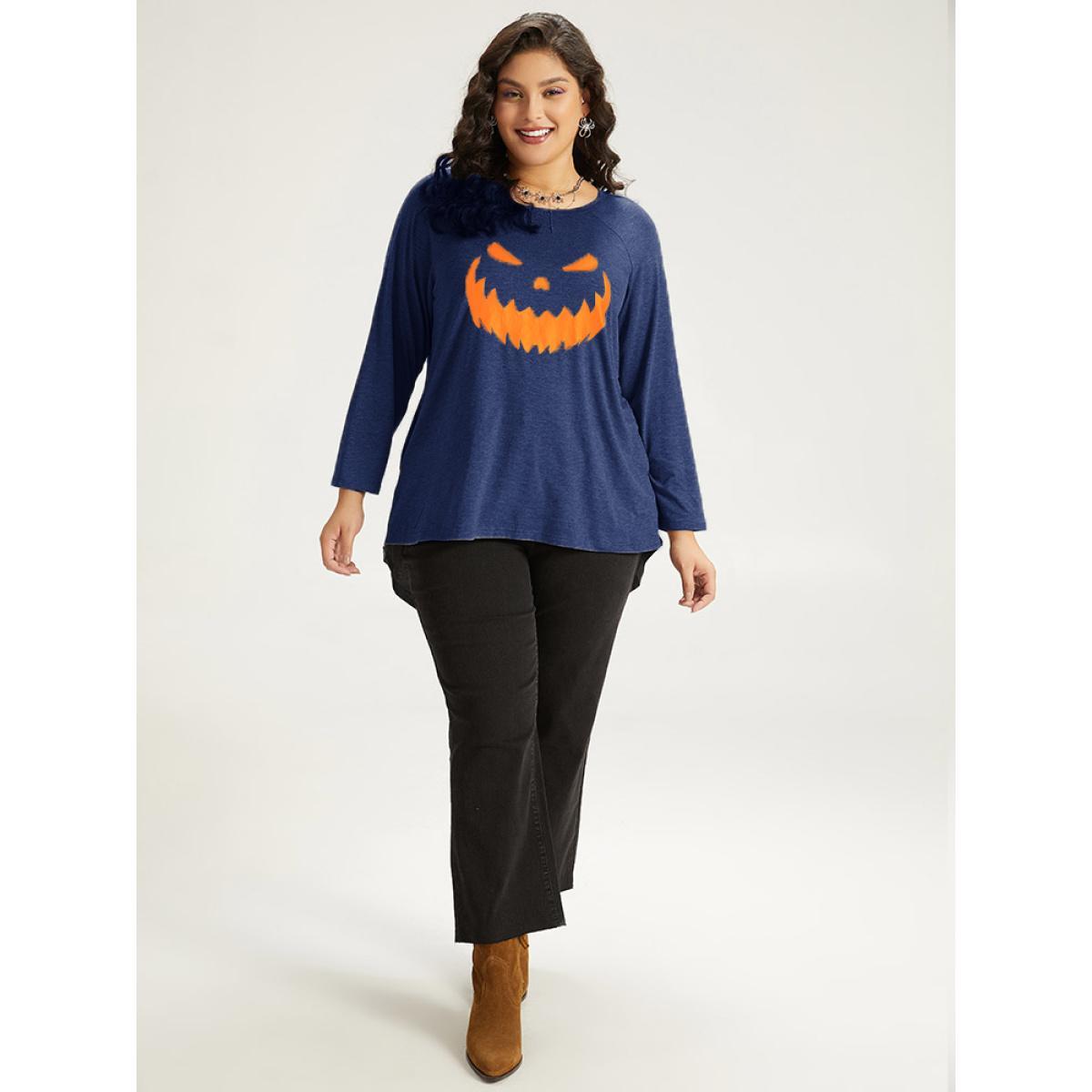 Plus Size Halloween Graphic Pocket Crew Neck T-shirt Blue Women Casual Printed Halloween Festival-Halloween T-shirts BloomChic 18-20/2X Product Image