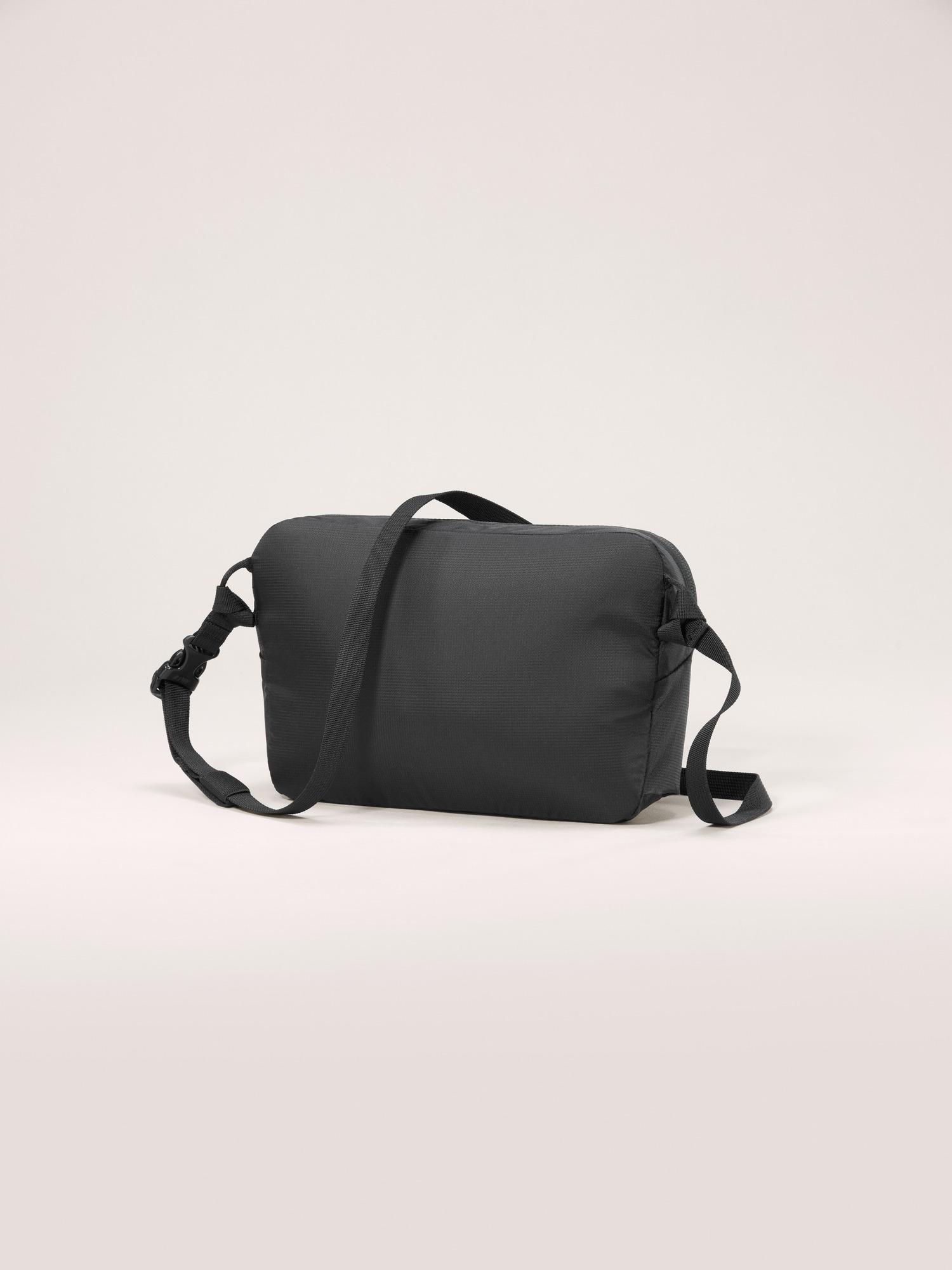 Heliad Crossbody Bag Product Image
