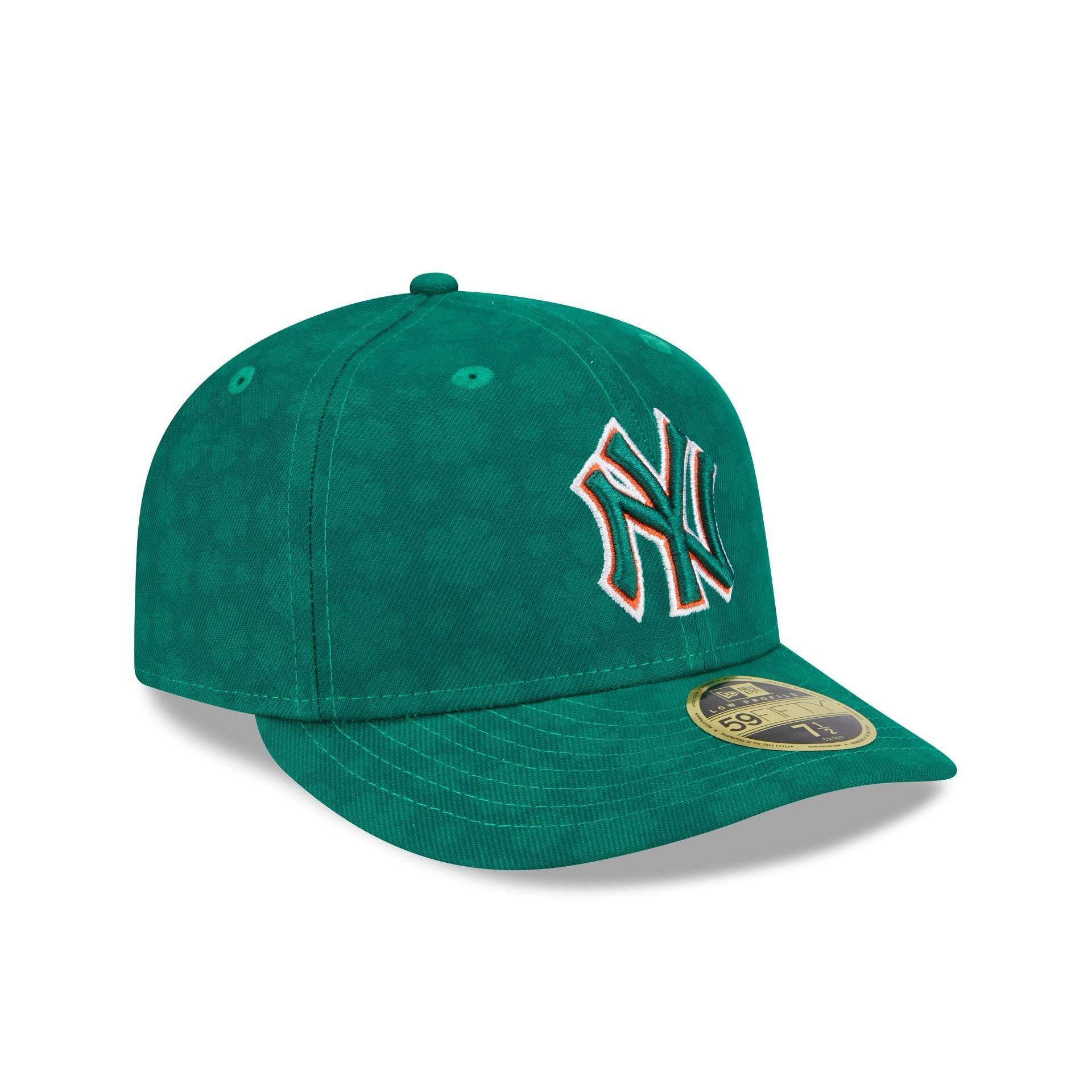 Boston Red Sox Snake Scale Logo Low Profile 59FIFTY Fitted Hat Male Product Image