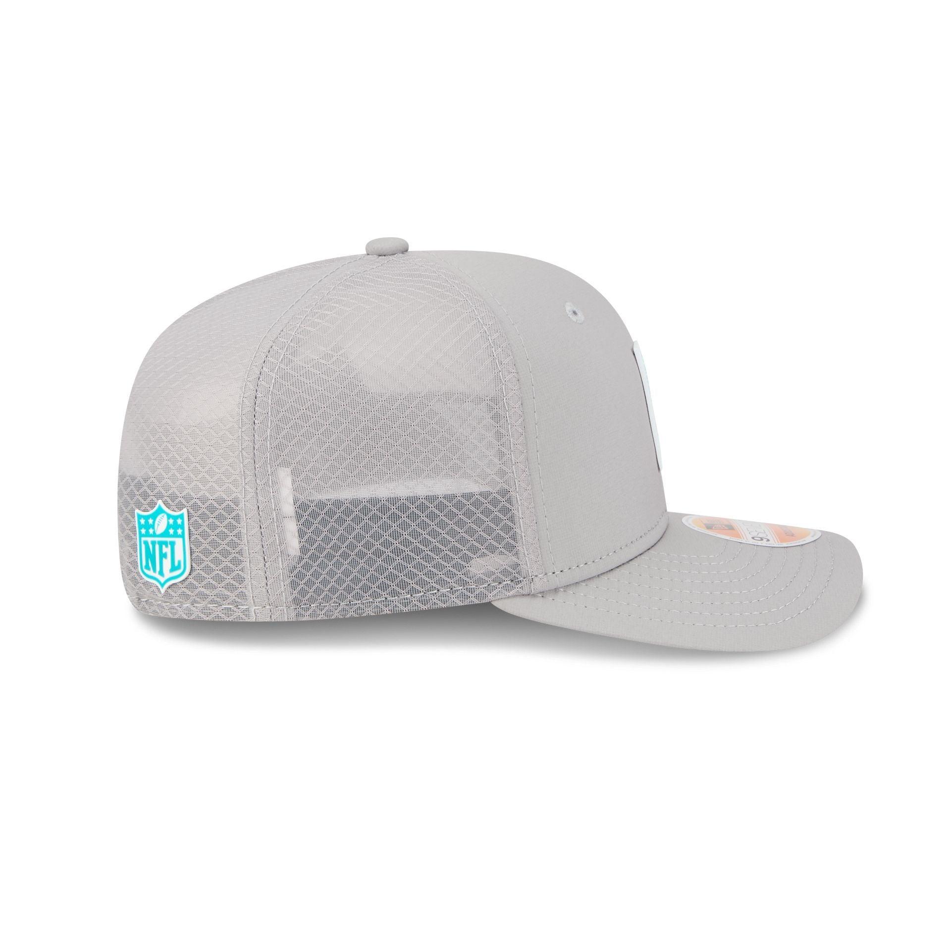 Tennessee Titans 2025 Sideline Hot Weather Gray 9SEVENTY Trucker Hat Male Product Image