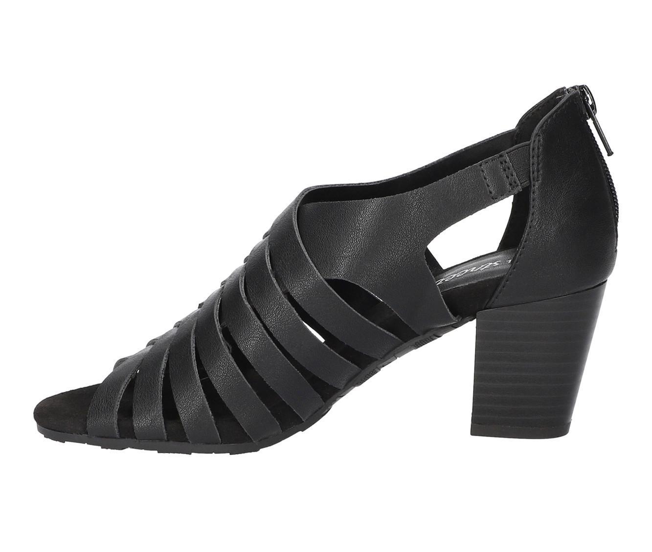 Women's Easy Street Vannie Pumps Product Image