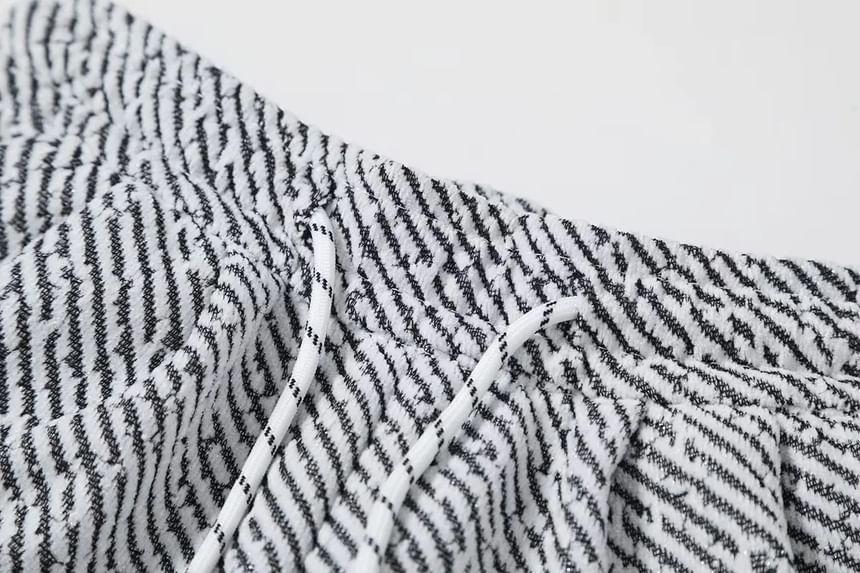 Drawstring Waist Striped Wide Leg Pants Product Image
