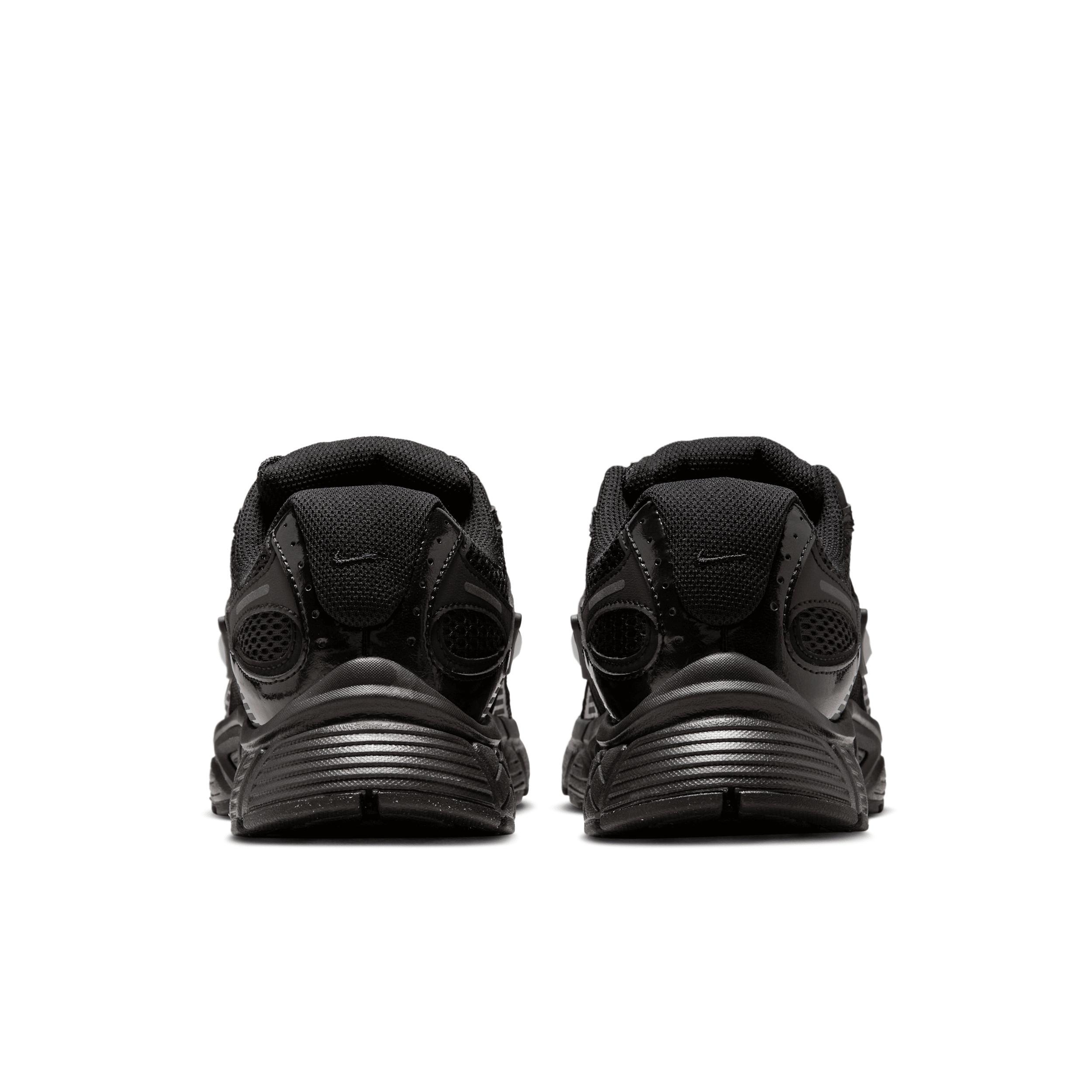 Nike Women's V5 RNR Shoes Product Image