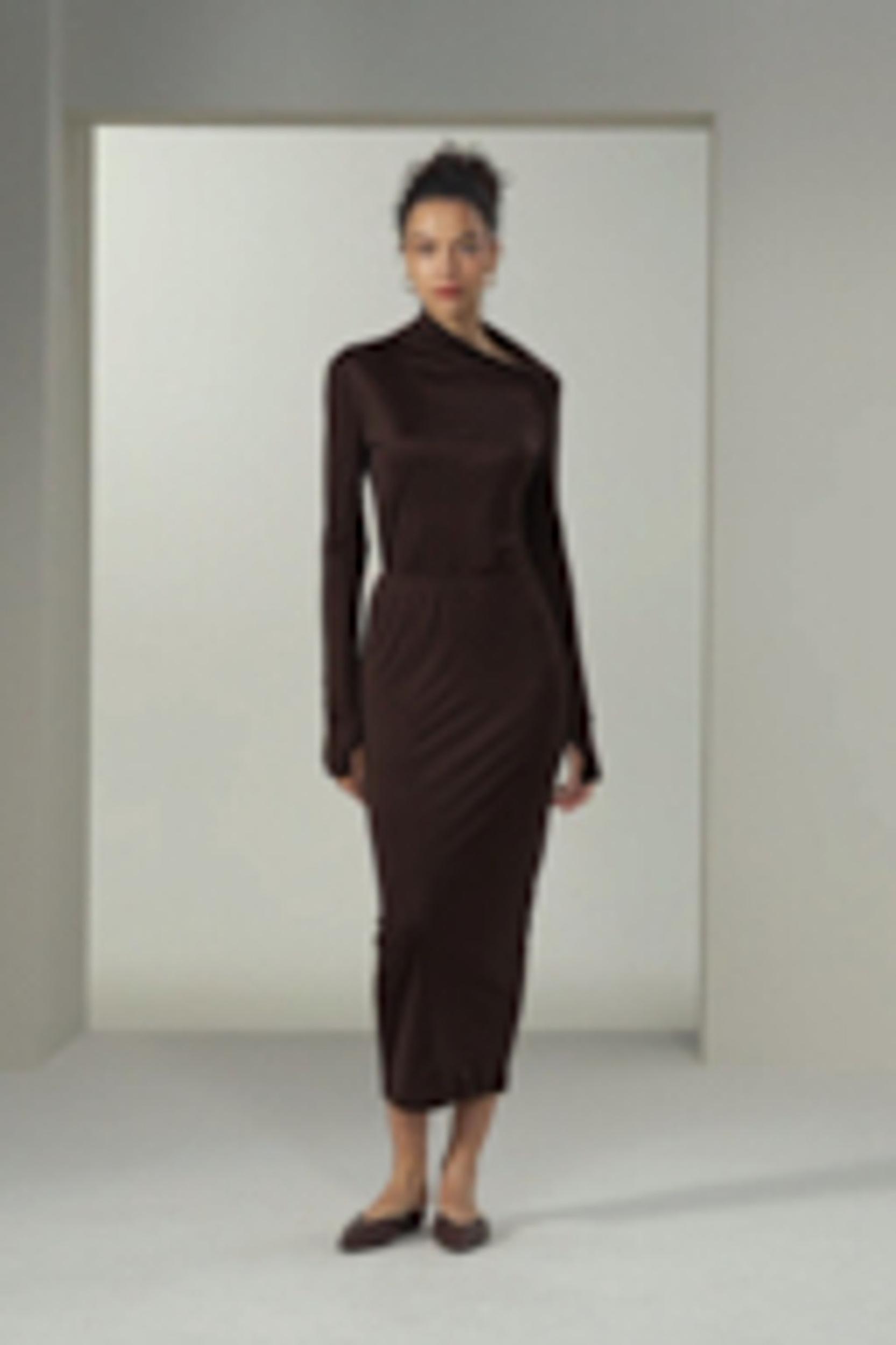 Elegant Silk Midi Skirt Product Image