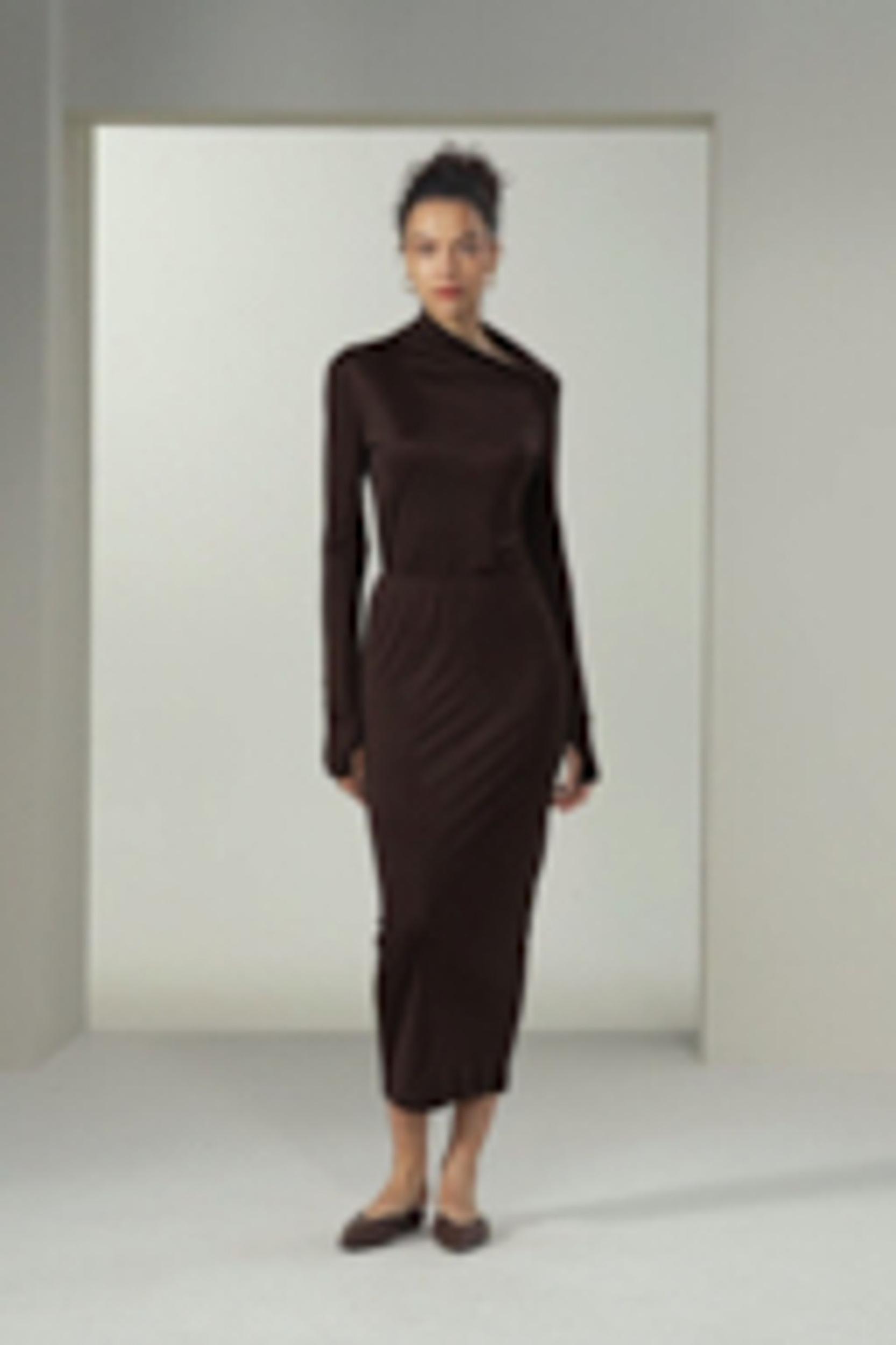 Slim Fitted Silk Jersey Long Sleeve Top Product Image