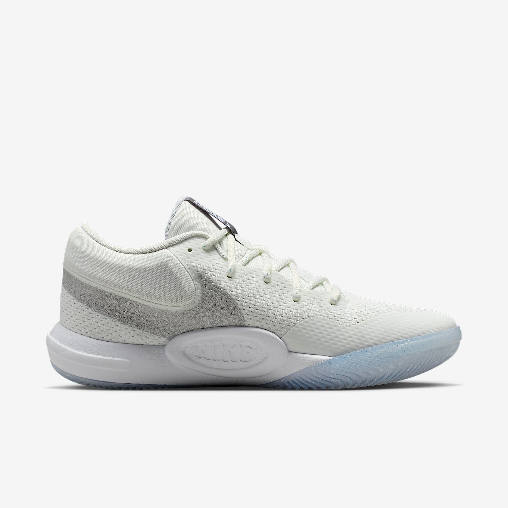 Nike Men's Hyperquick SE Volleyball Shoes Product Image
