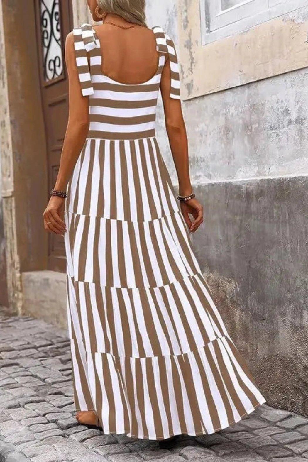 Café Stroll Maxi Product Image