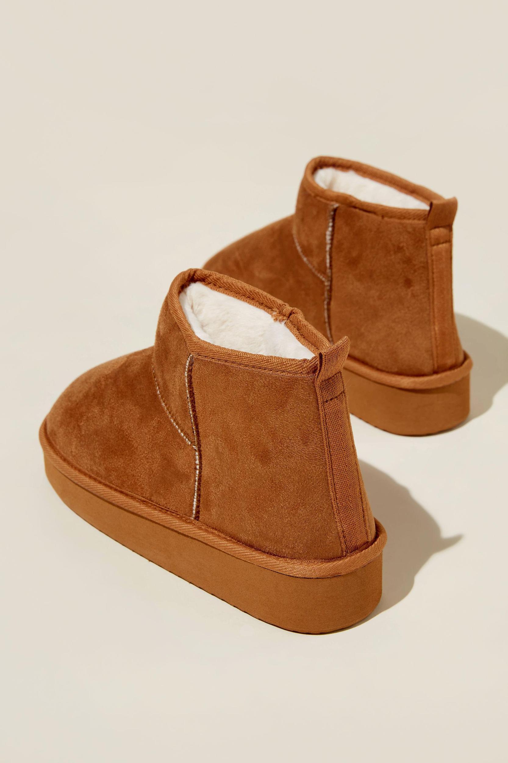 Platform Home Boot Product Image