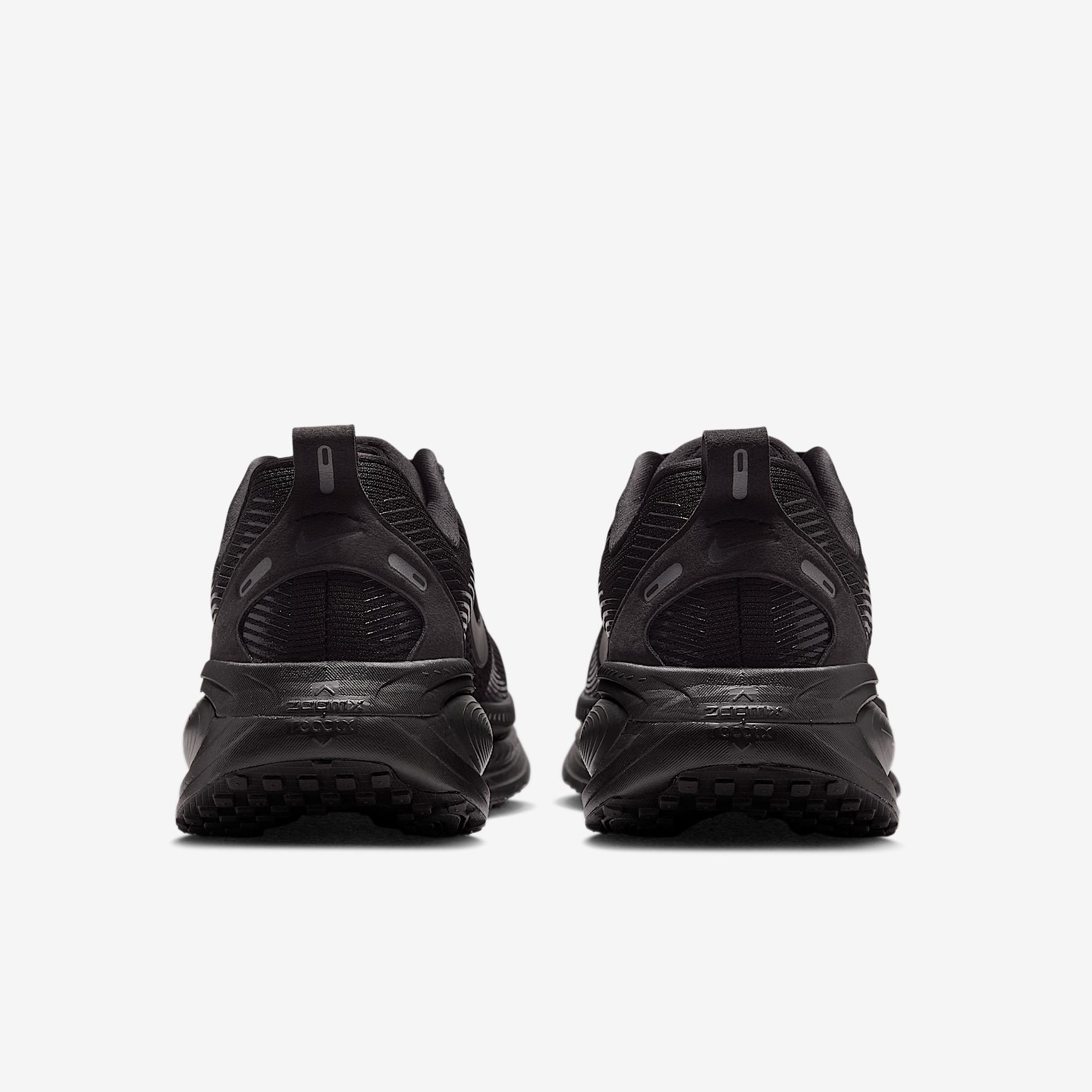 Nike Women's Vomero 18 Road Running Shoes Product Image