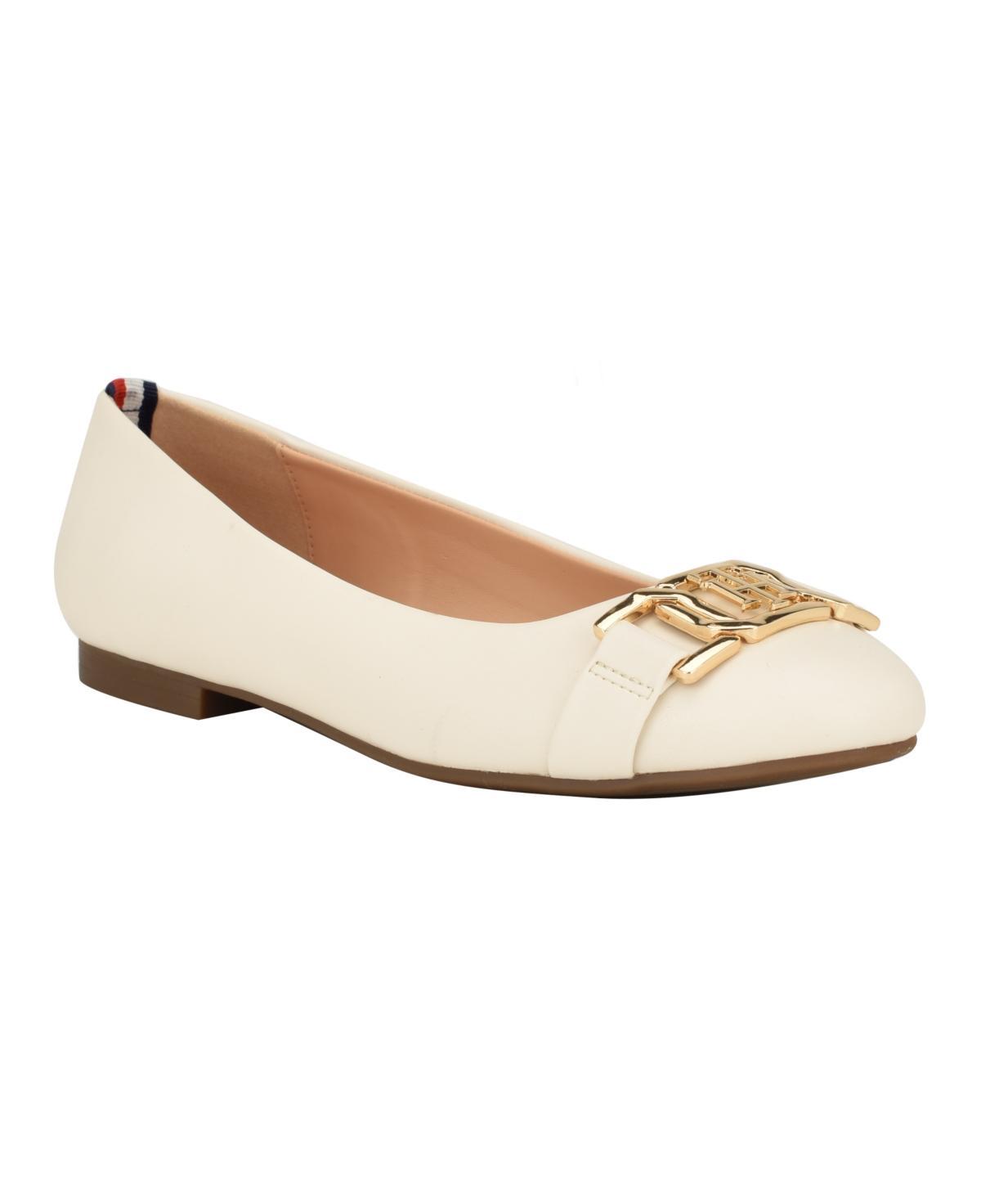 Tommy Hilfiger Gallyne (Ivory) Women's Flat Shoes Product Image