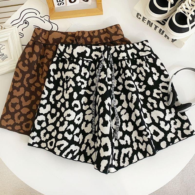 Leopard Print High Waist Shorts Product Image