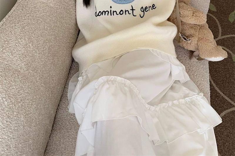 Crew Neck Cat Embroidered Top Product Image