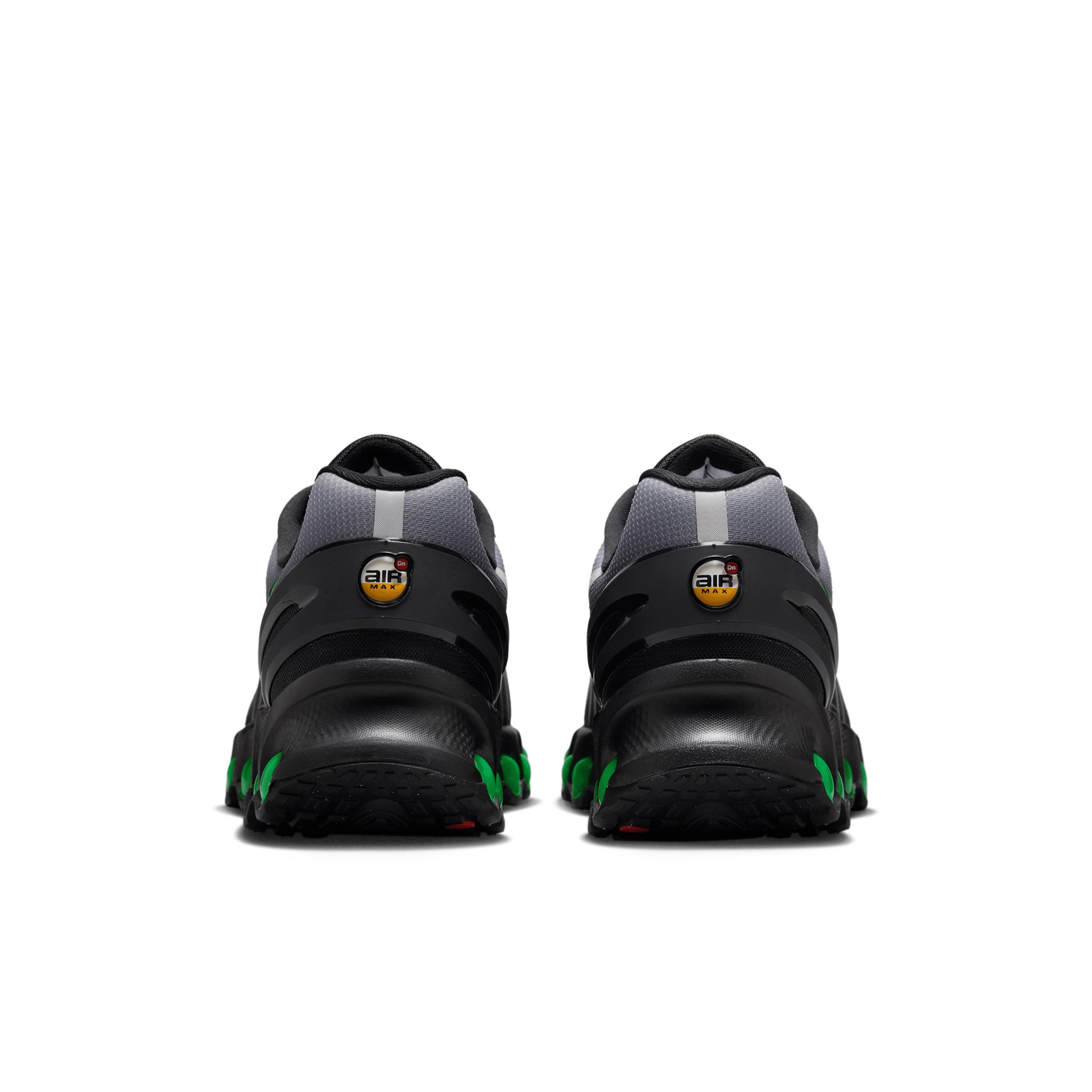 Nike Men's Air Max Dn8 Shoes Product Image