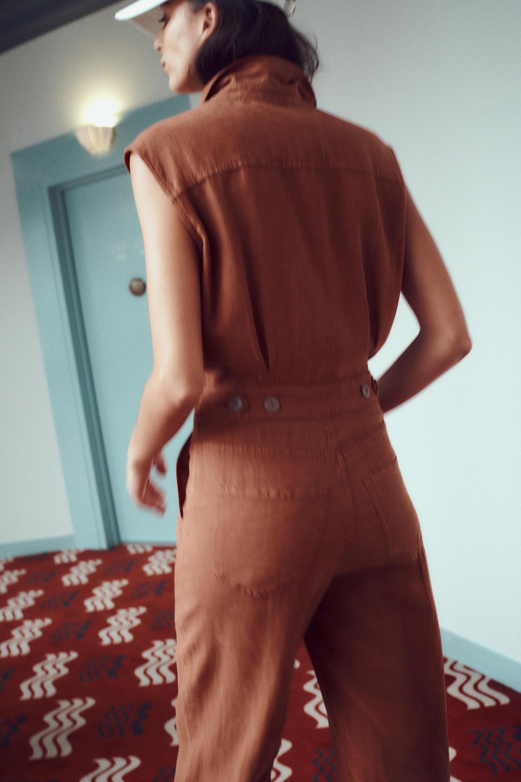 SLEEVELESS BALLOON LEG JUMPSUIT Product Image