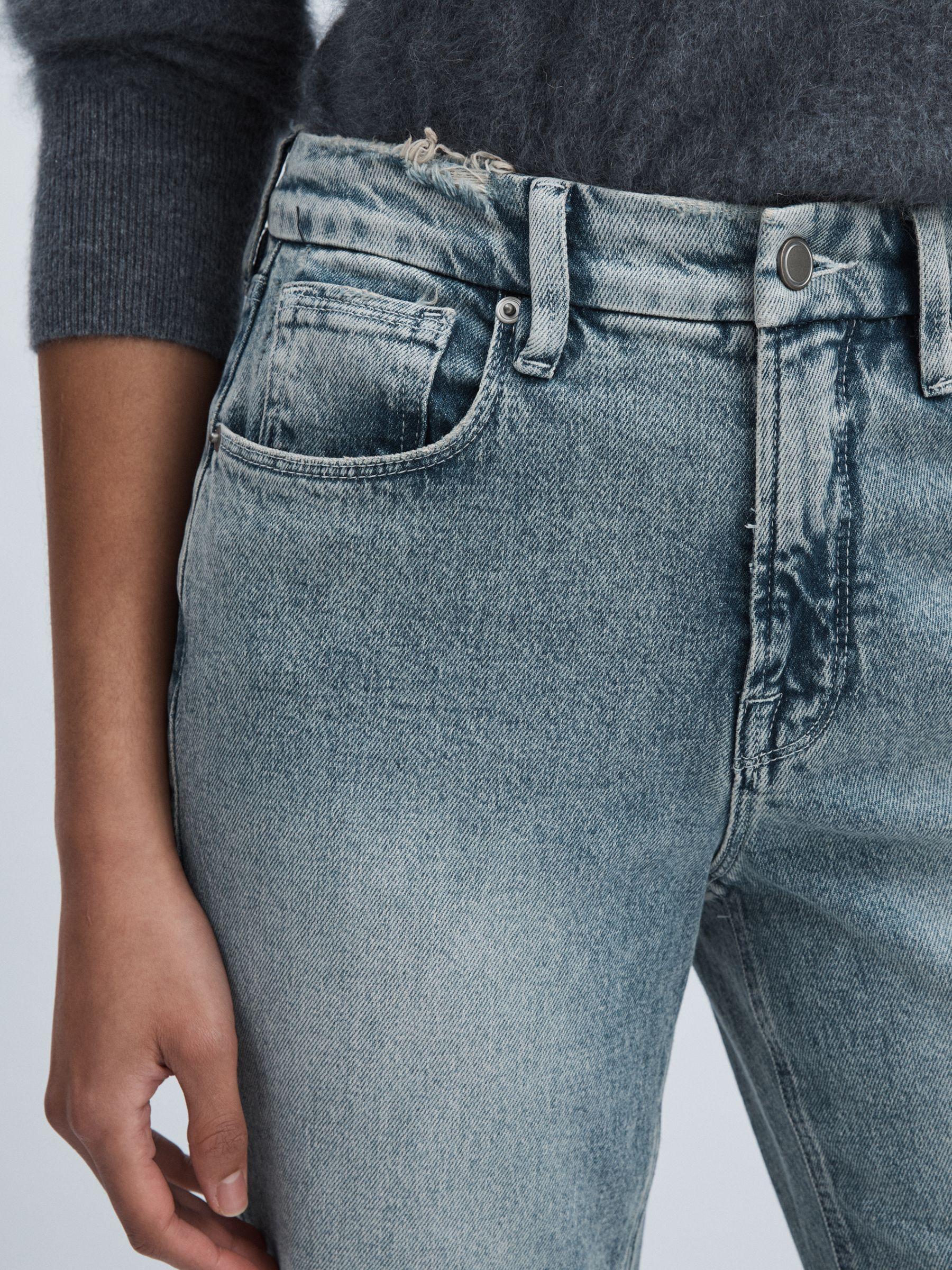 Good American Straight-Leg Slit-Hem Jeans in Light Indigo Product Image