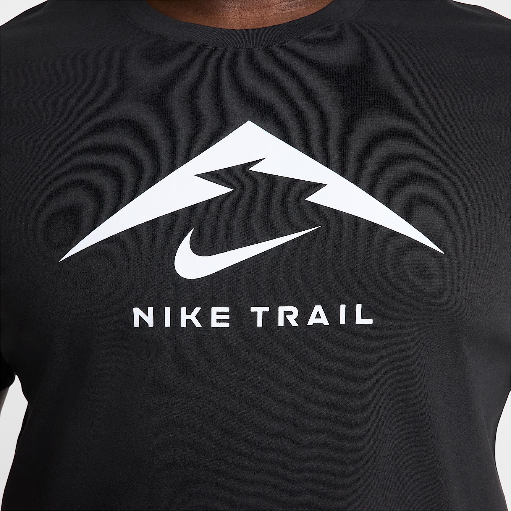 Nike Dri-FIT Men's Trail Running T-Shirt Product Image