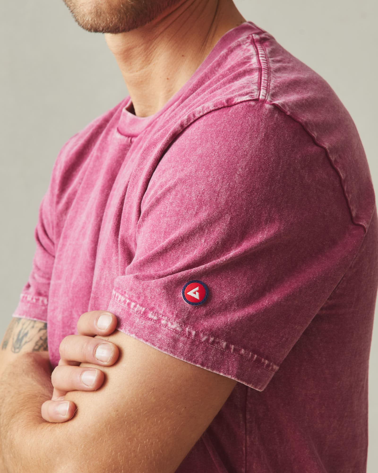 Men's Vintage Crew Tee - Mineral Wash Raspberry Product Image