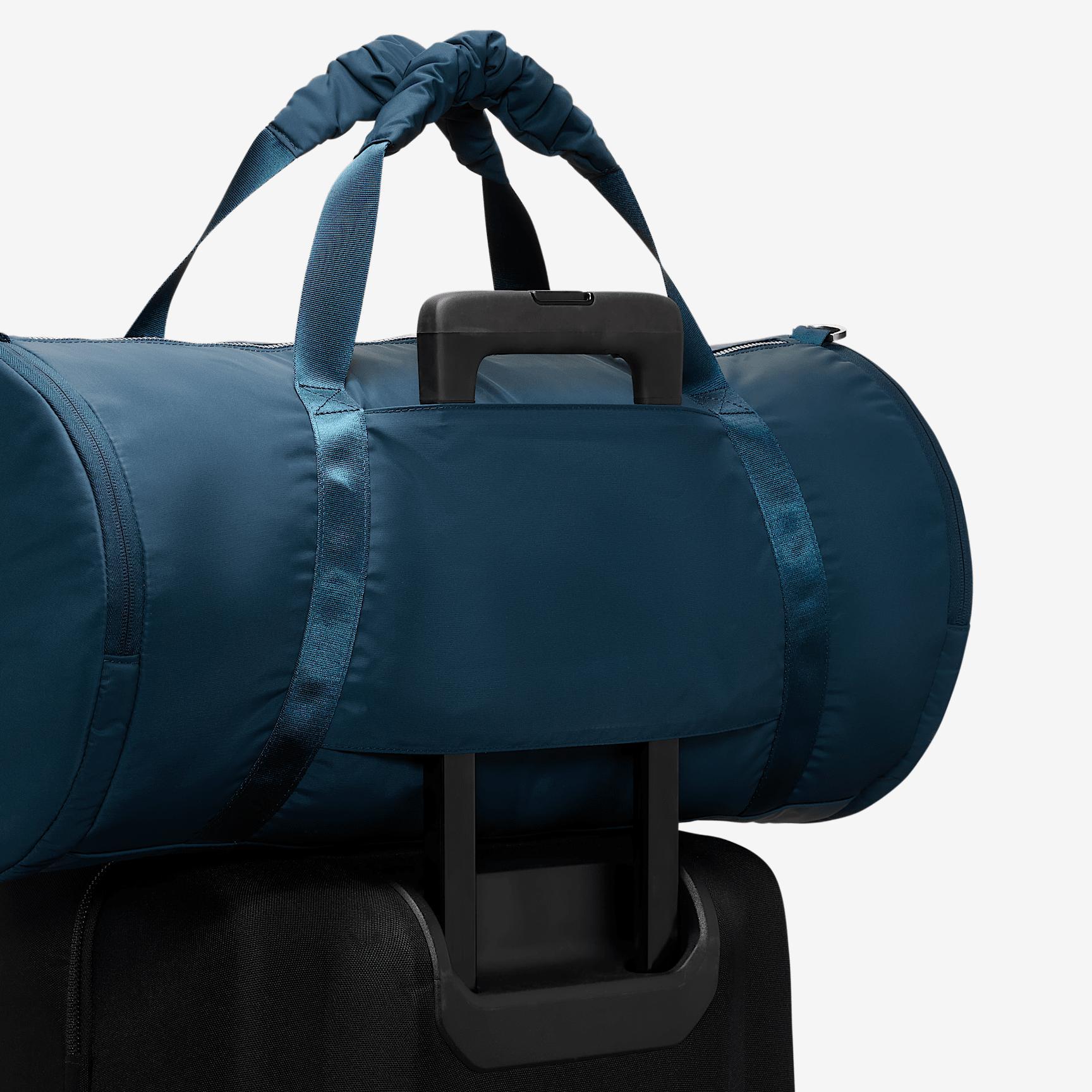 Nike One Duffel Bag (35L) Product Image