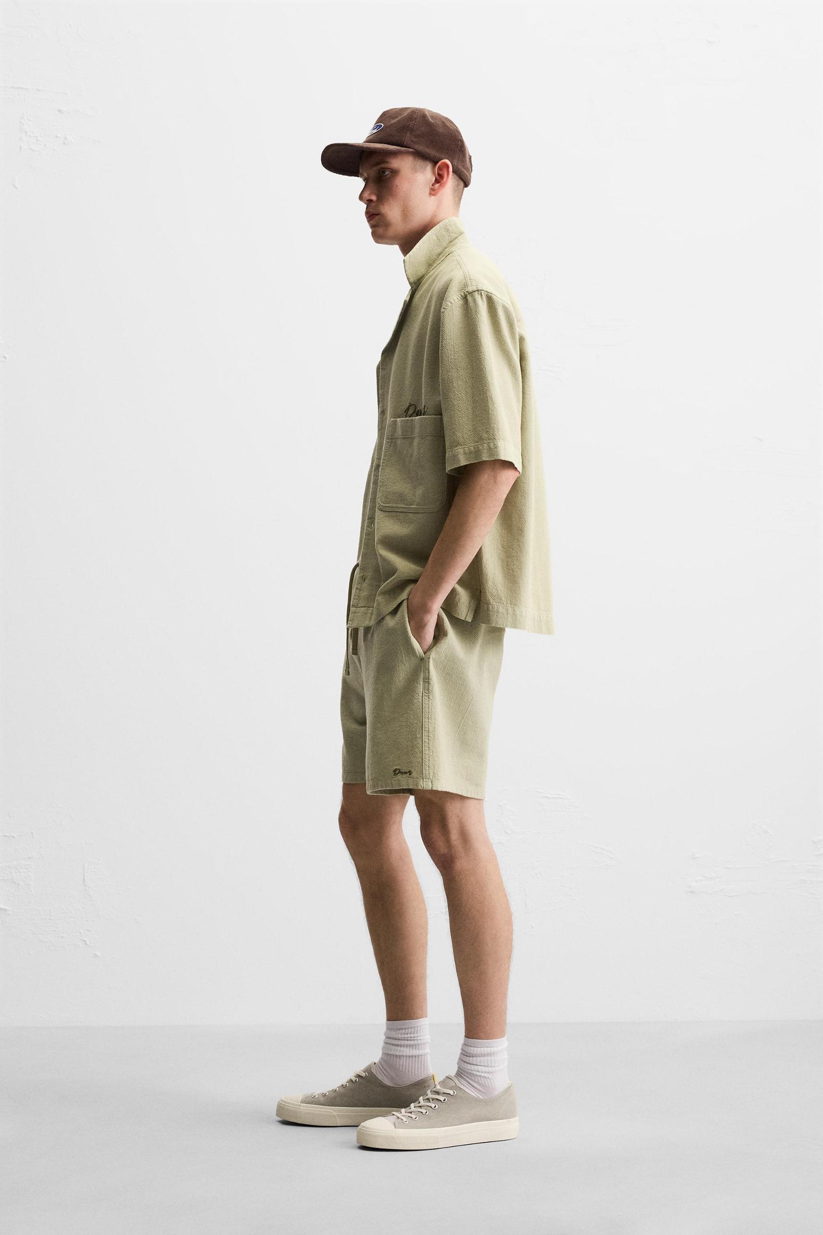 TEXTURED EMBROIDERED SHORTS Product Image