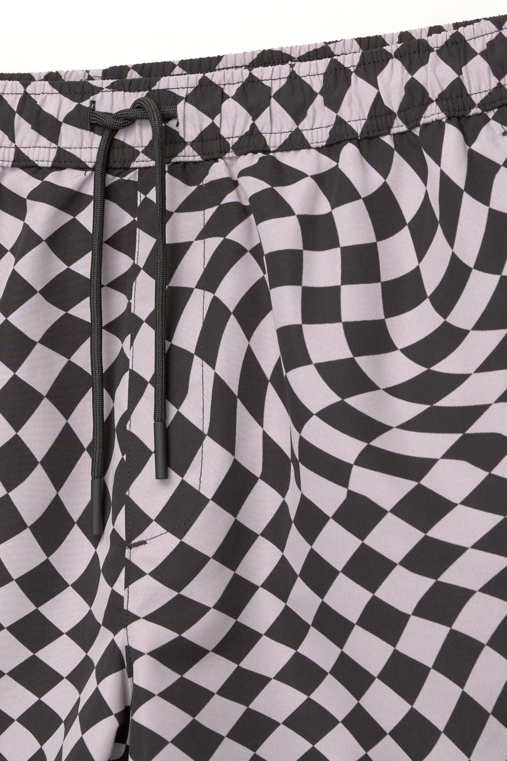 Checkered board shorts Product Image