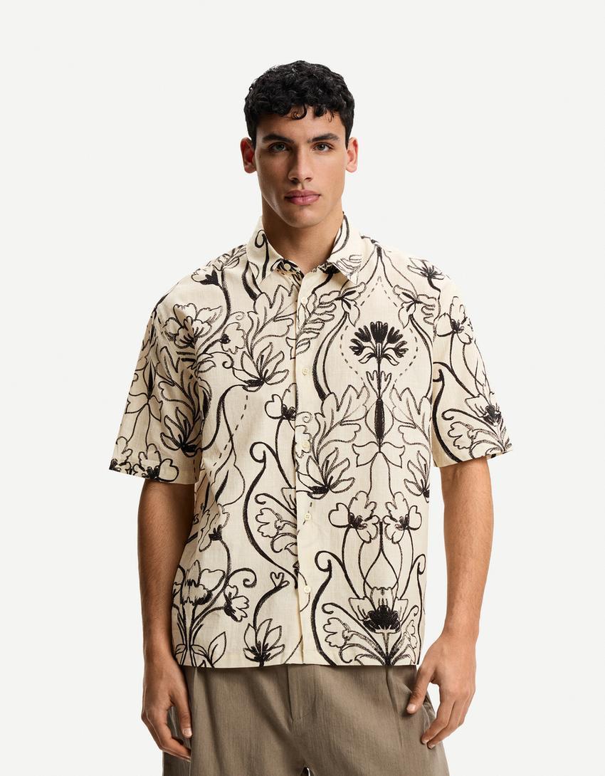 Printed short sleeve shirt Product Image