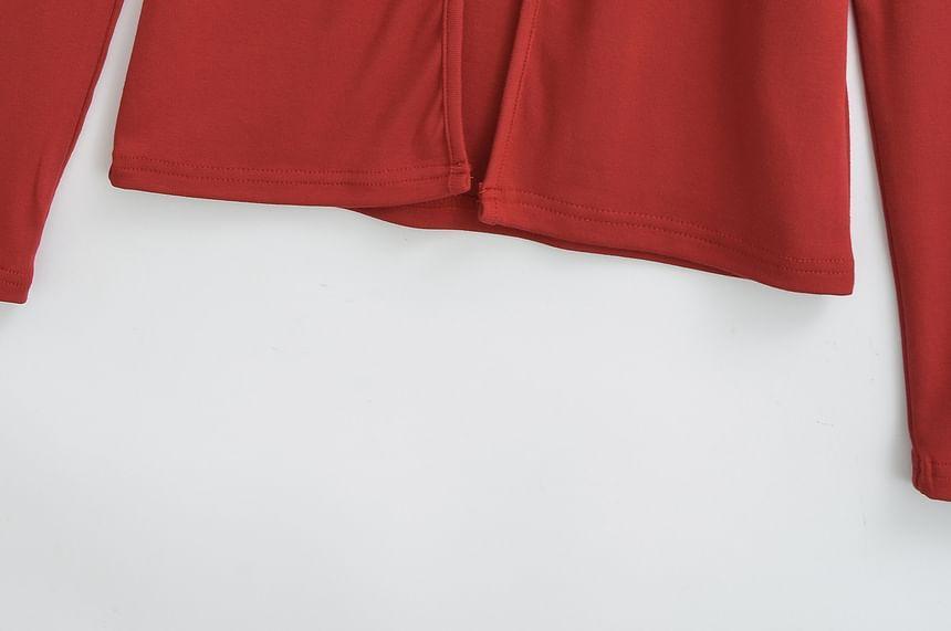 Long Sleeve V-Neck Plain Tie Front Crop Top Product Image