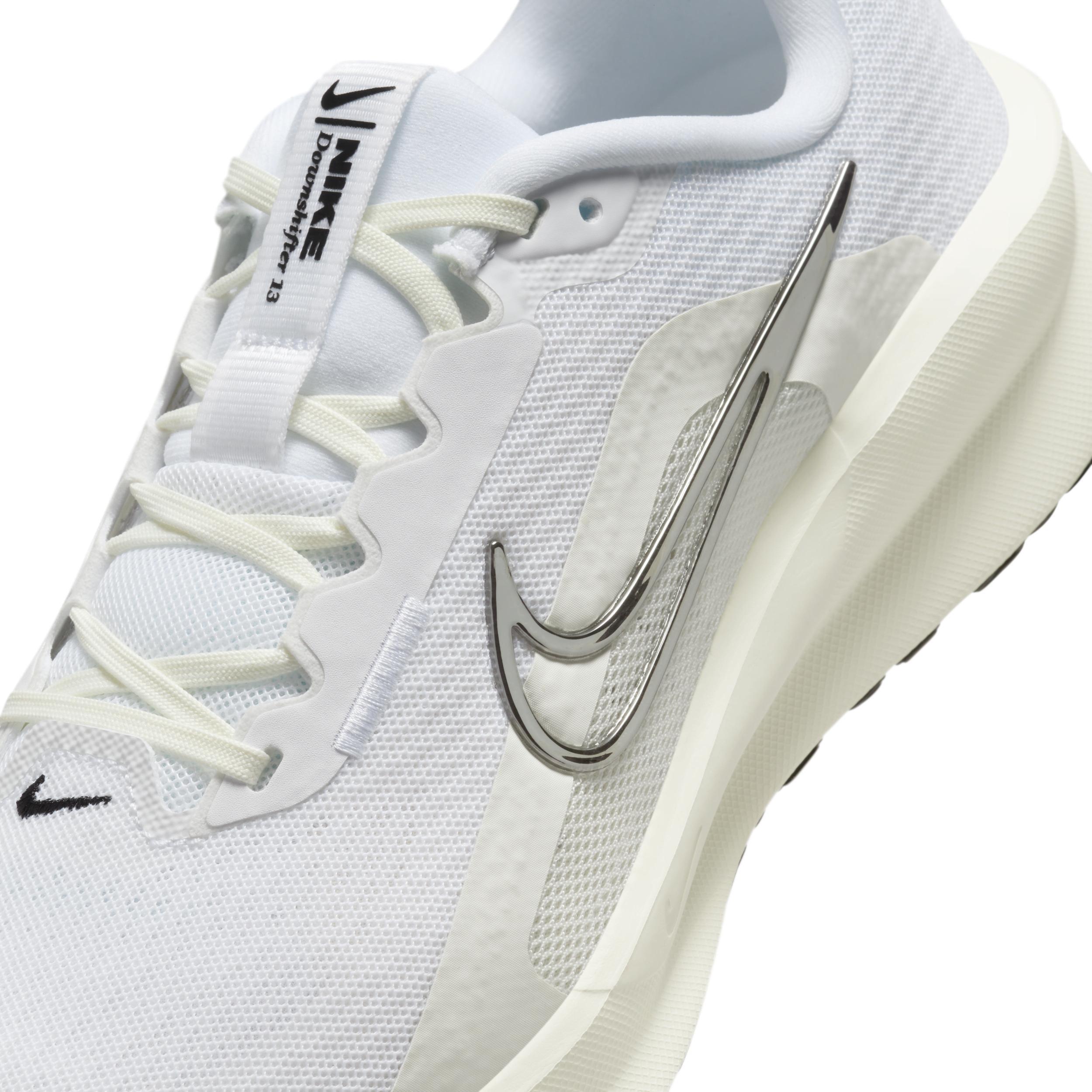 Nike Downshifter 13 Women's Road Running Shoes (Extra Wide) Product Image