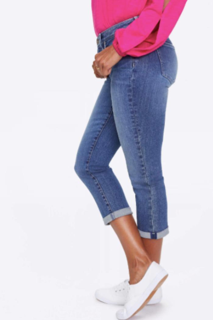 Chloe Skinny Capri - Alton Wash Product Image