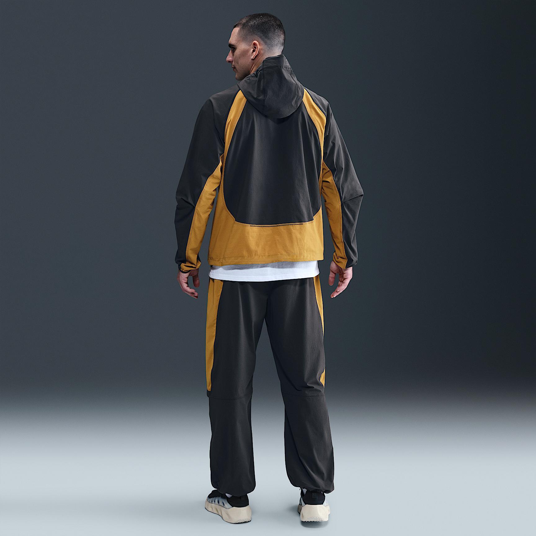 Nike Tech Men's Dri-FIT Woven Color-Block Oversized Pants Product Image
