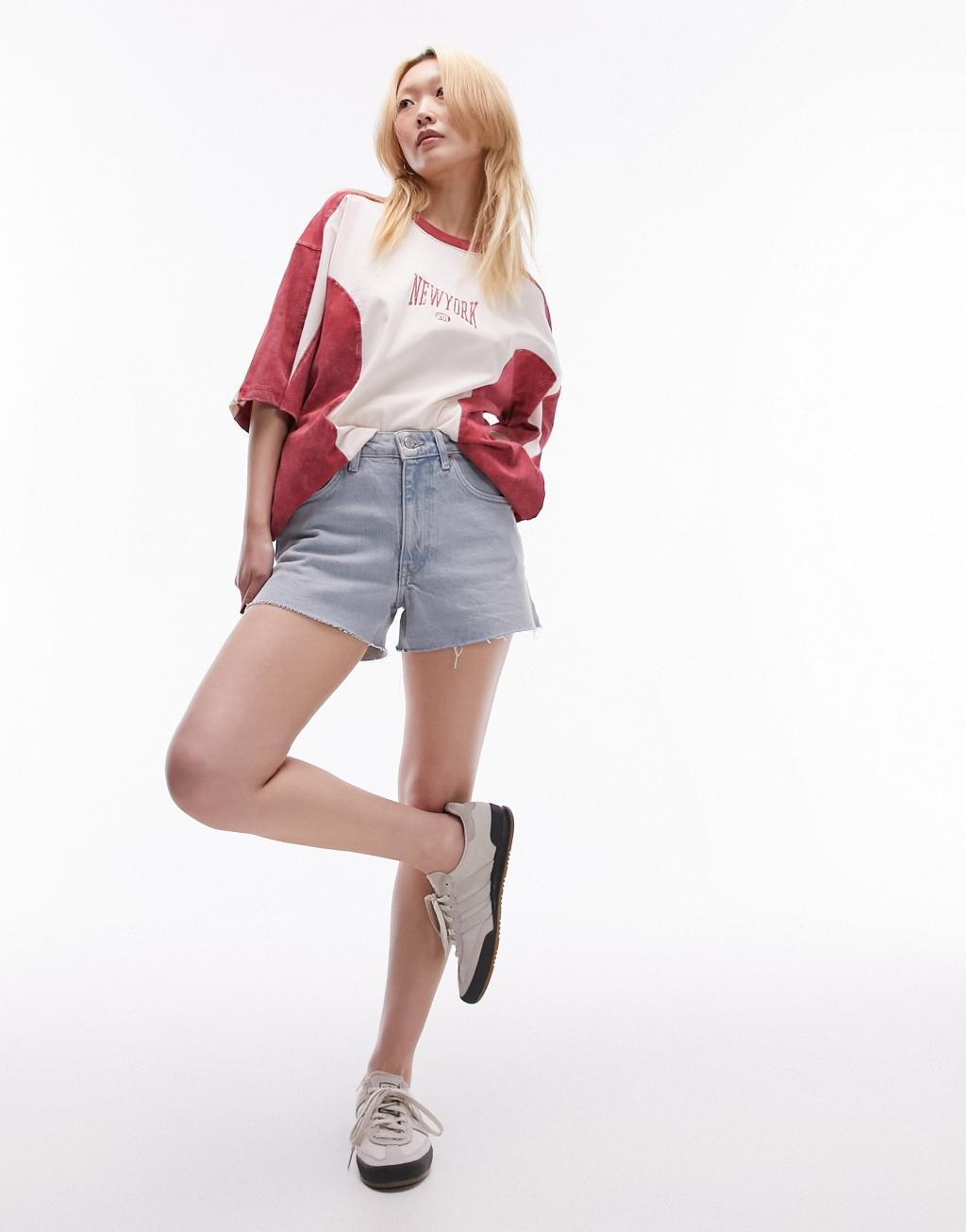 Topshop Petite comfort stretch denim short Product Image