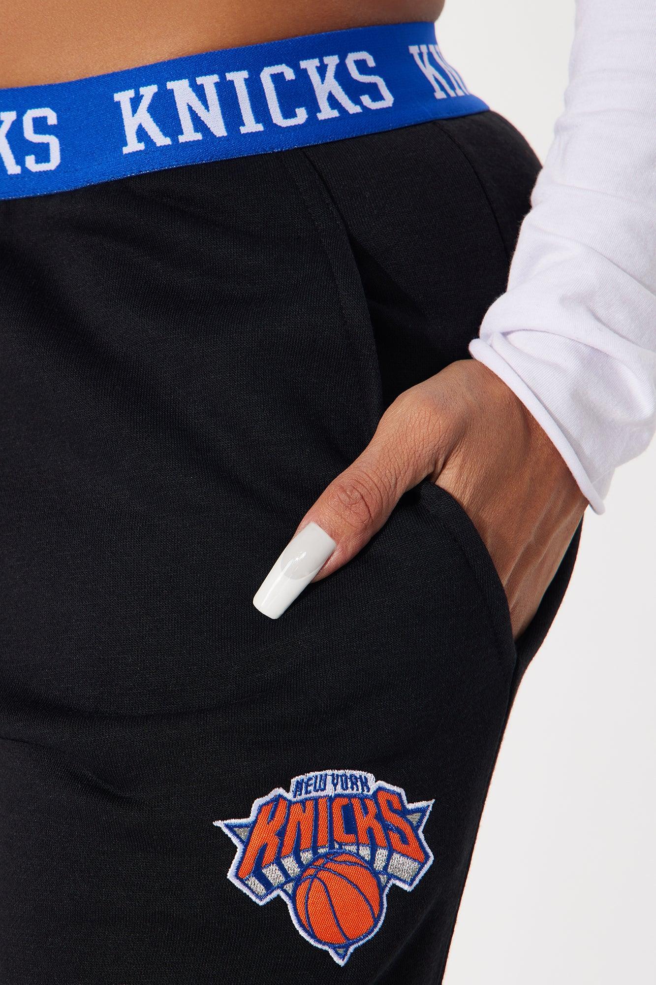 Knicks Free Throw Wide Leg Pant - Black Product Image