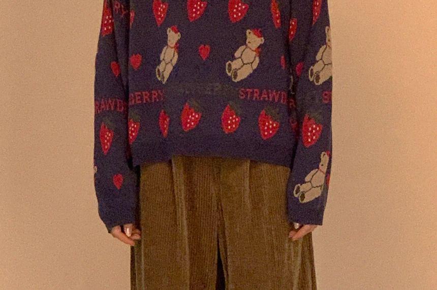 Crew Neck Strawberry & Bear Oversized Sweater Product Image