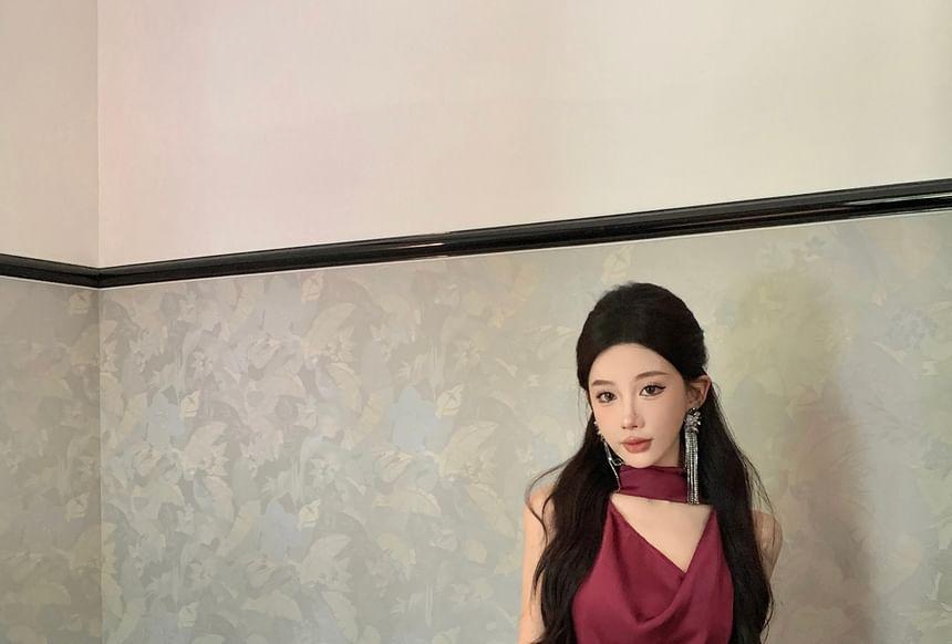 Sleeveless Cowl Neck Plain Backless Maxi Sheath Dress Product Image