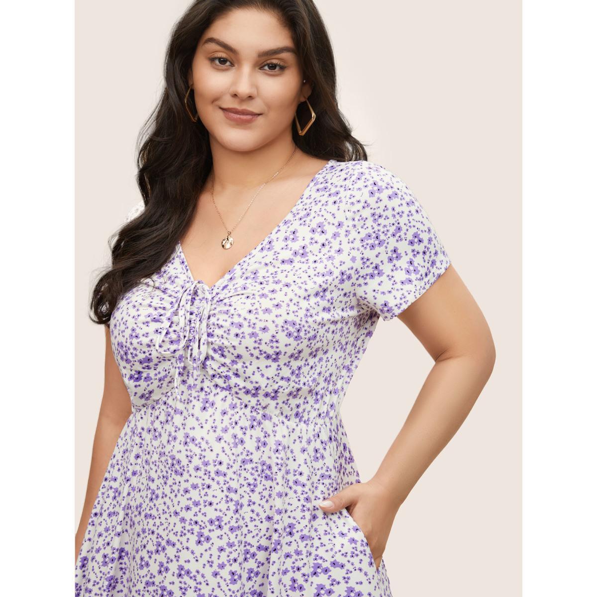 Plus Size Ditsy Floral Elastic Waist Knot Drawstring Dress Lilac Women Casual Non V-neck Short sleeve Curvy Midi Dress BloomChic 14-16/1X Product Image
